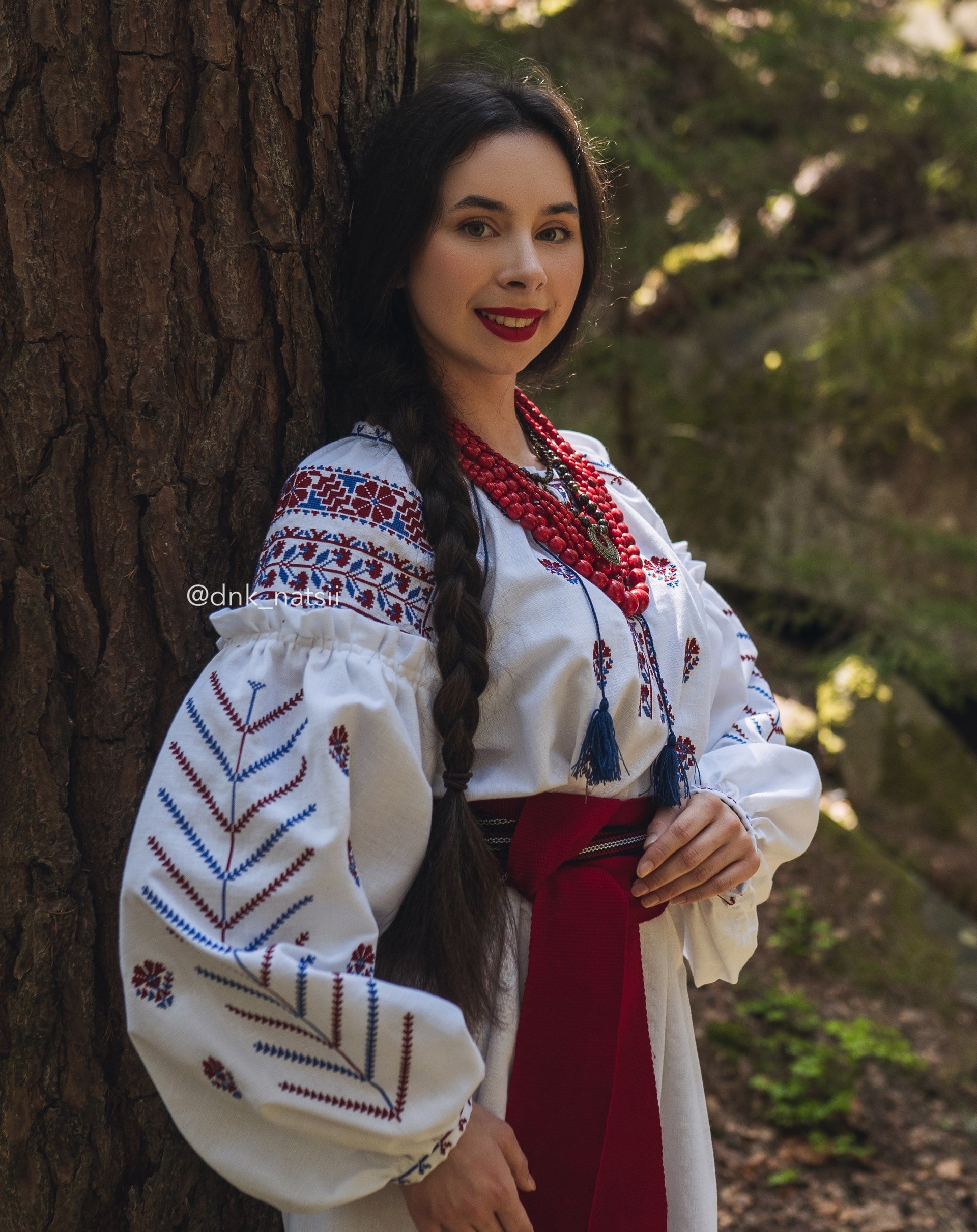 Вишиванка жіноча "Слобожанщина"(біла)