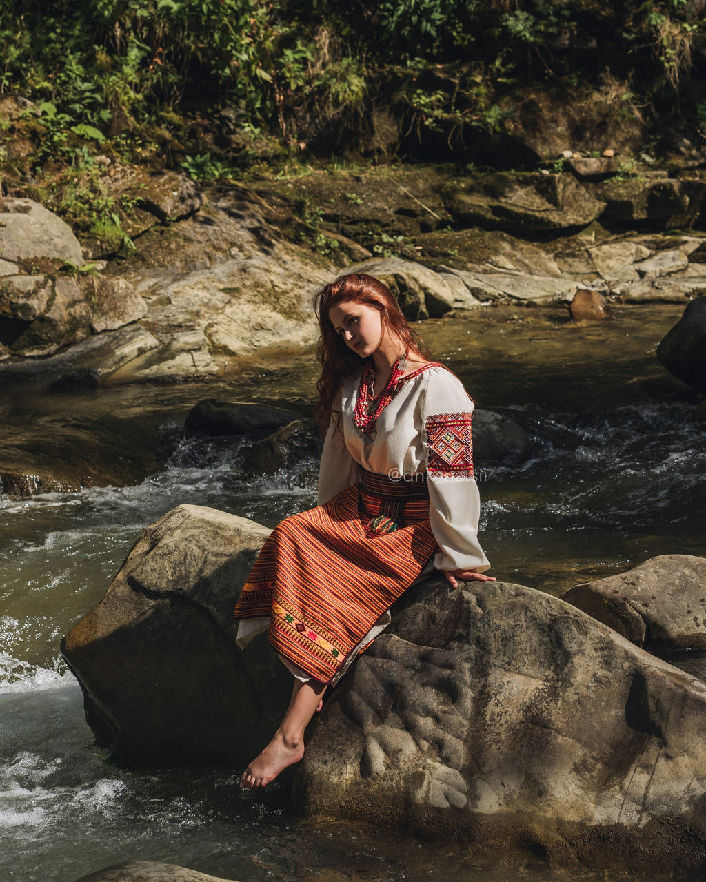 Вишиванка жіноча "Бистриця (1)"(молочна)