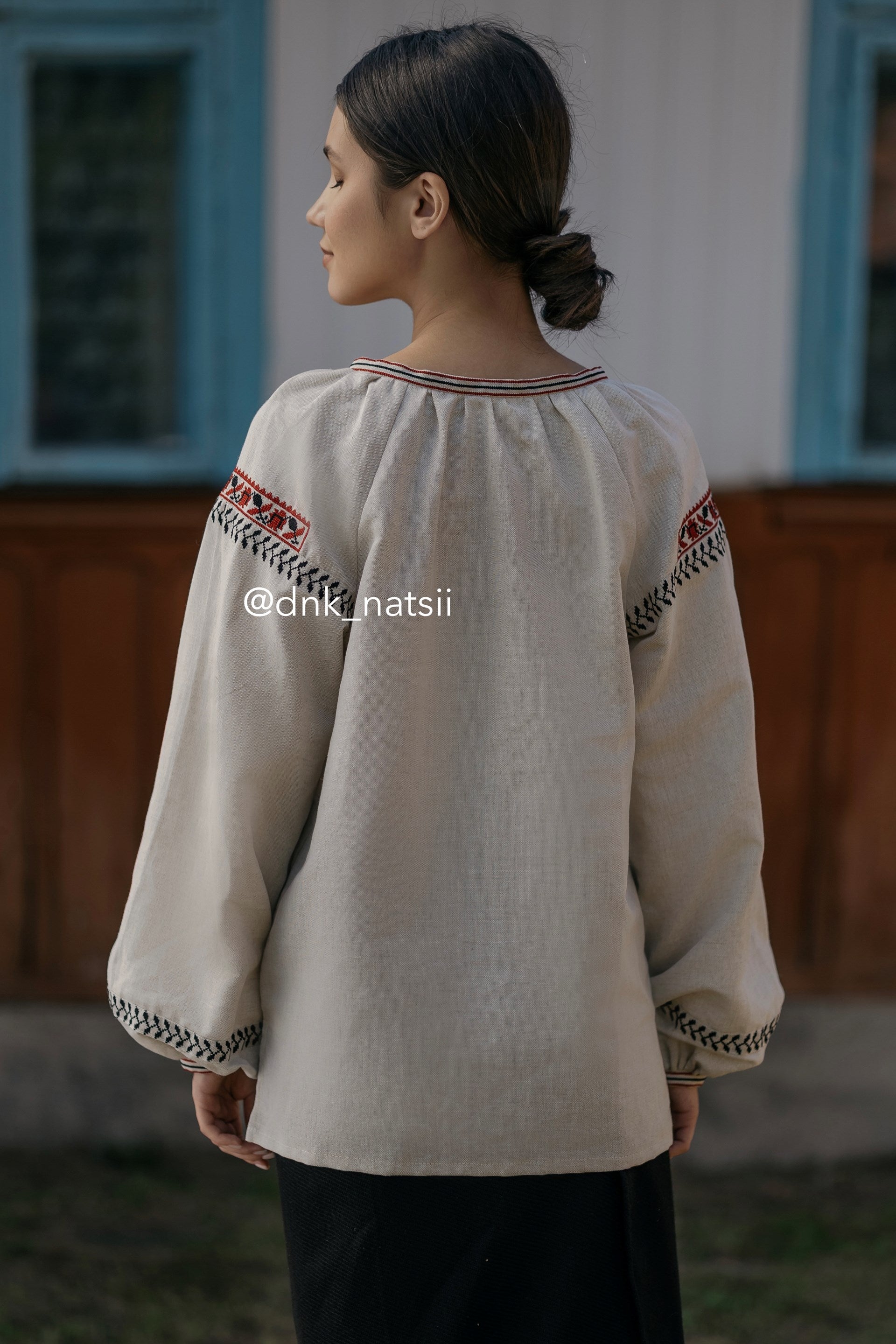 Вишиванка жіноча "Окраса (1)"(сіра)