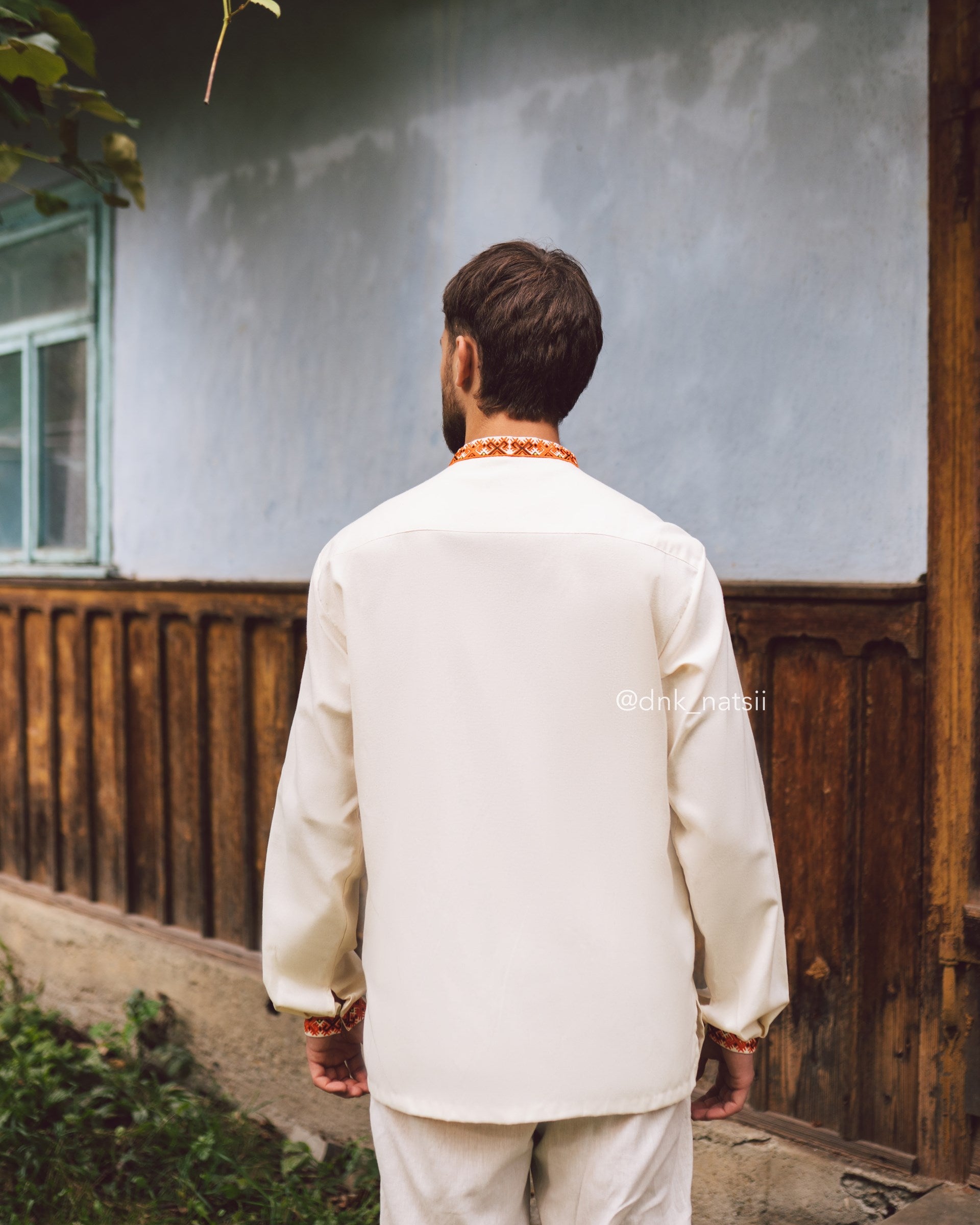 Вишиванка чоловіча "Закарпатська (2)"(молочна)