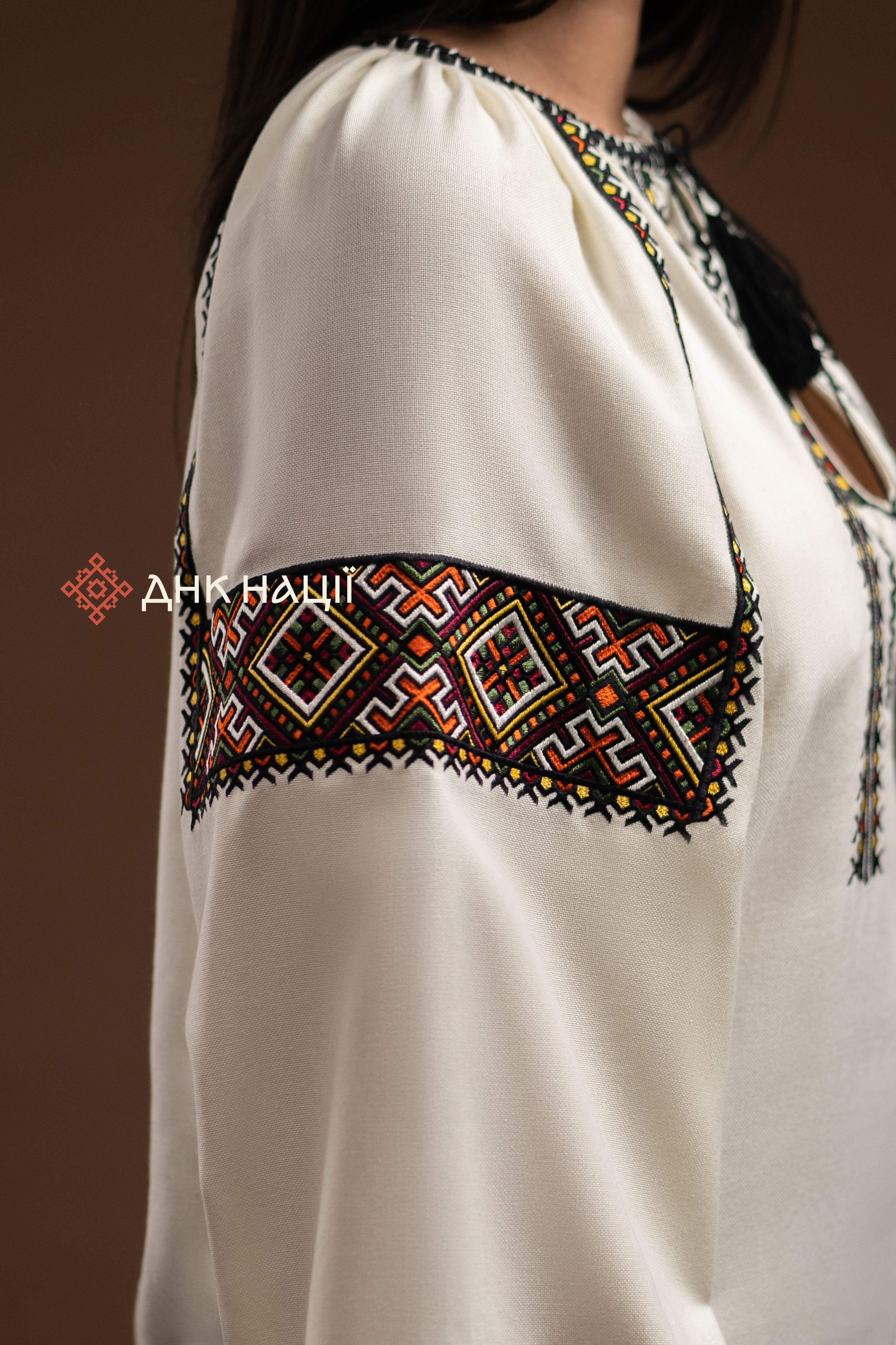 Вишиванка жіноча "Добробут (1)"(Молочна)