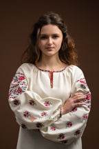 Вишиванка жіноча "Ликерія"(молочна)