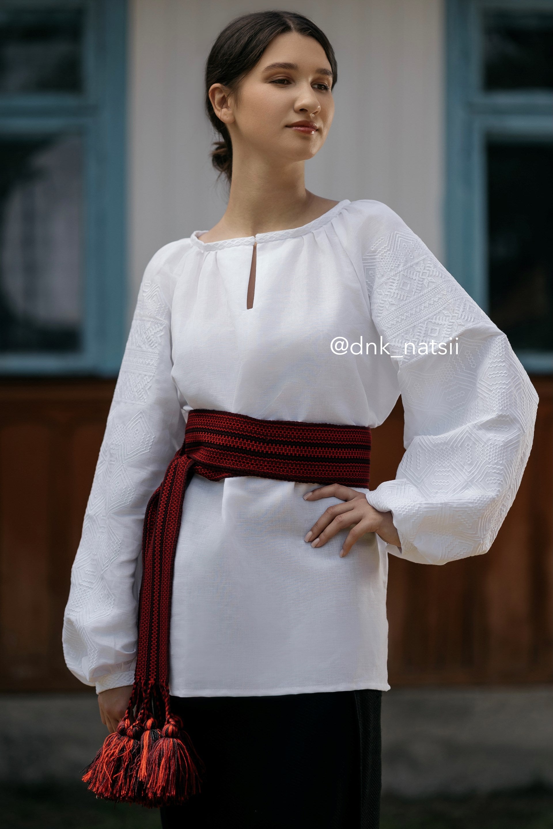 Вишиванка жіноча "Десна (1)"(біла)