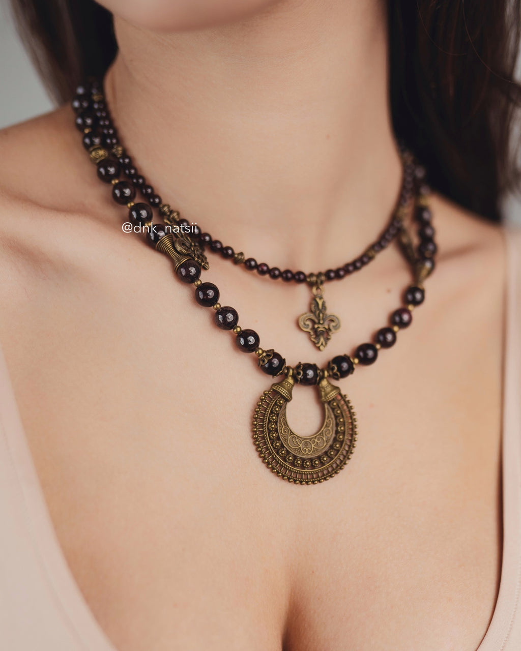 Намисто з каменю "Гранат"