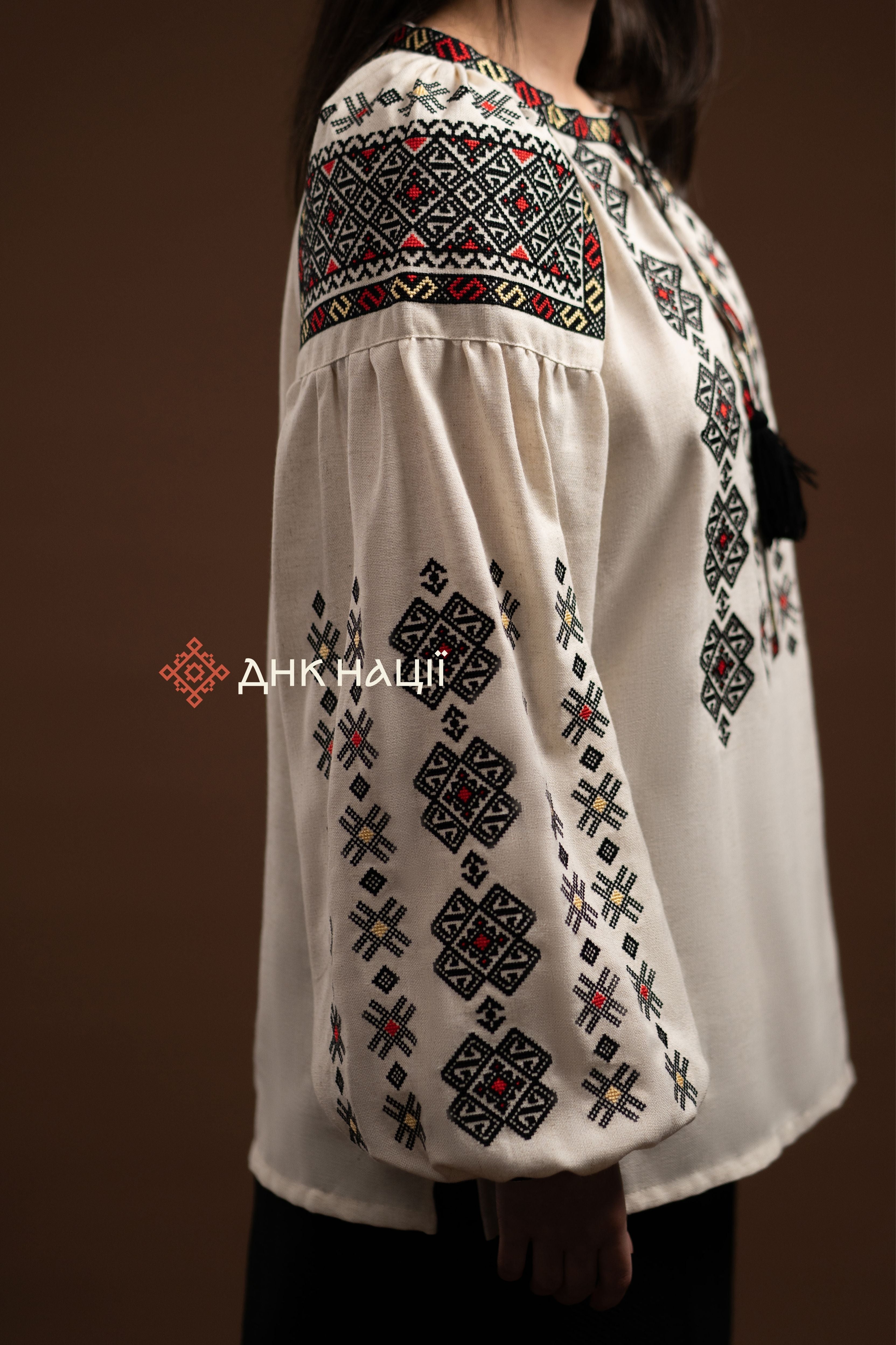 Women’s Embroidered Blouse “Cheremosh (1)” (Beige)