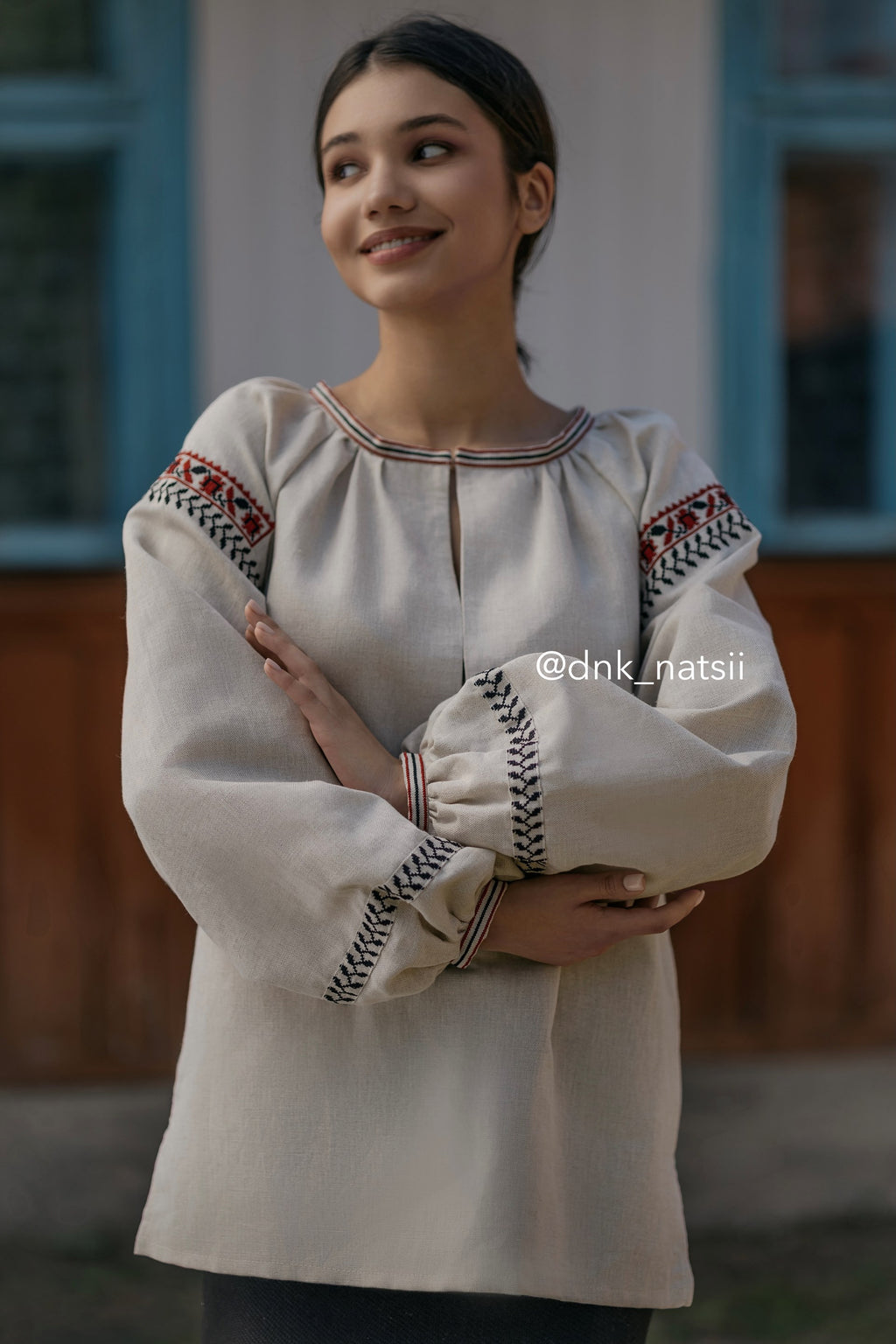 Вишиванка жіноча "Окраса (1)"(сіра)