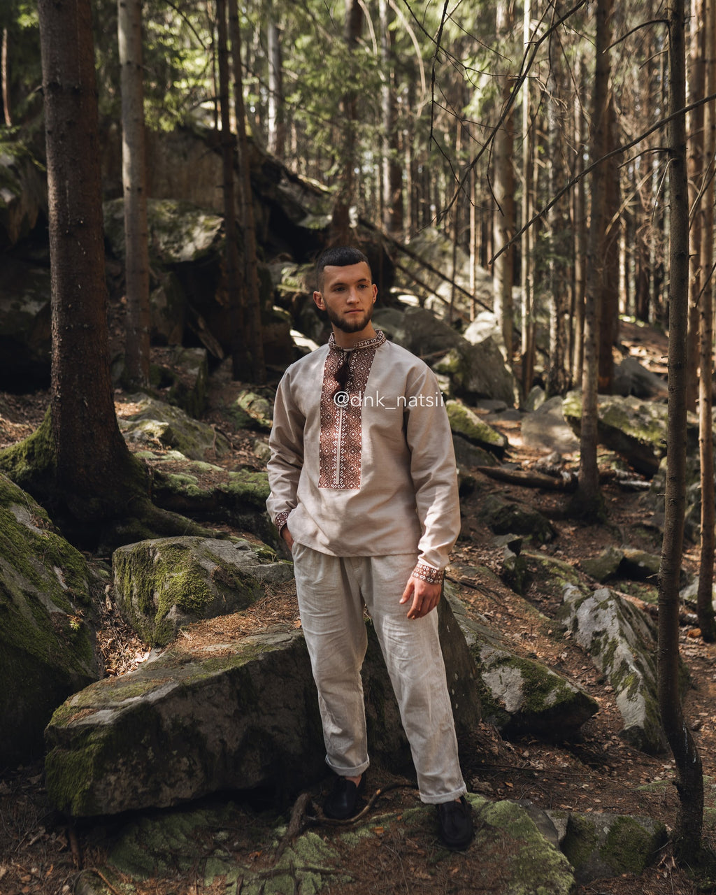 Вишиванка чоловіча "Благовільна"(коричнева)