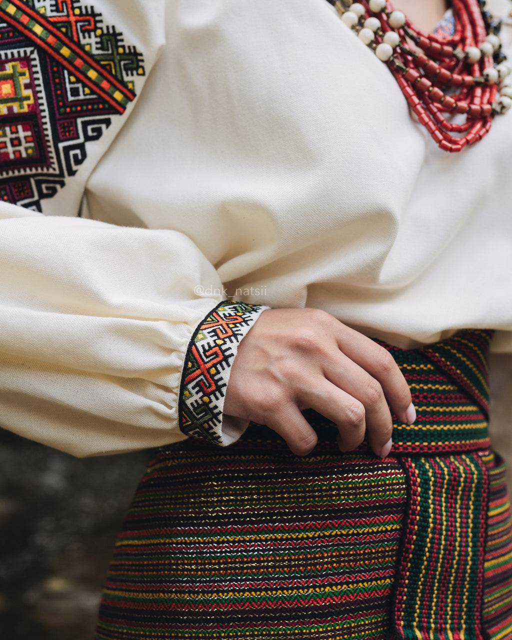 Вишиванка жіноча "Бистриця (2)"(молочна)