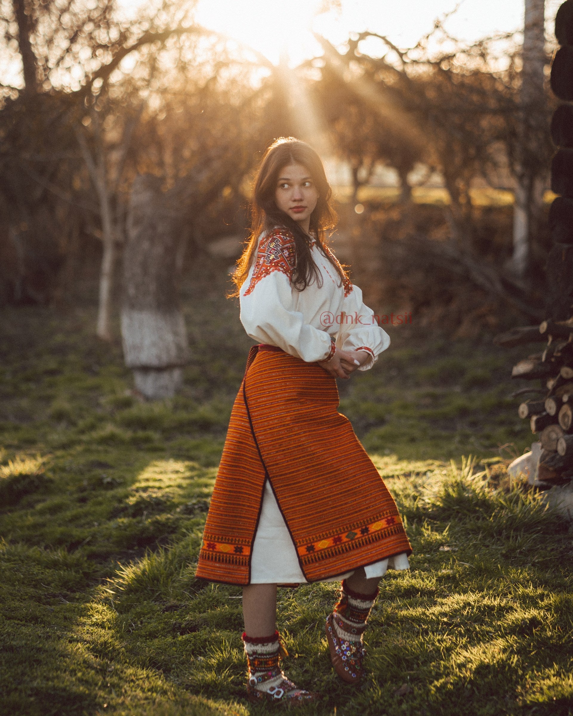 Вишиванка жіноча "Закарпатська (2)"(молочна)