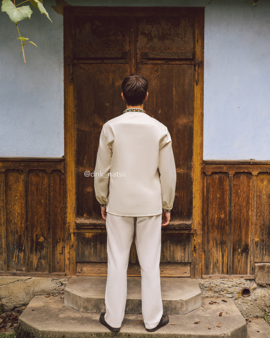 Вишиванка чоловіча "Бистриця (2)"(молочна)