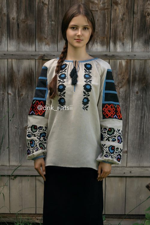 Вишиванка жіноча "Борщівська"(сіра)