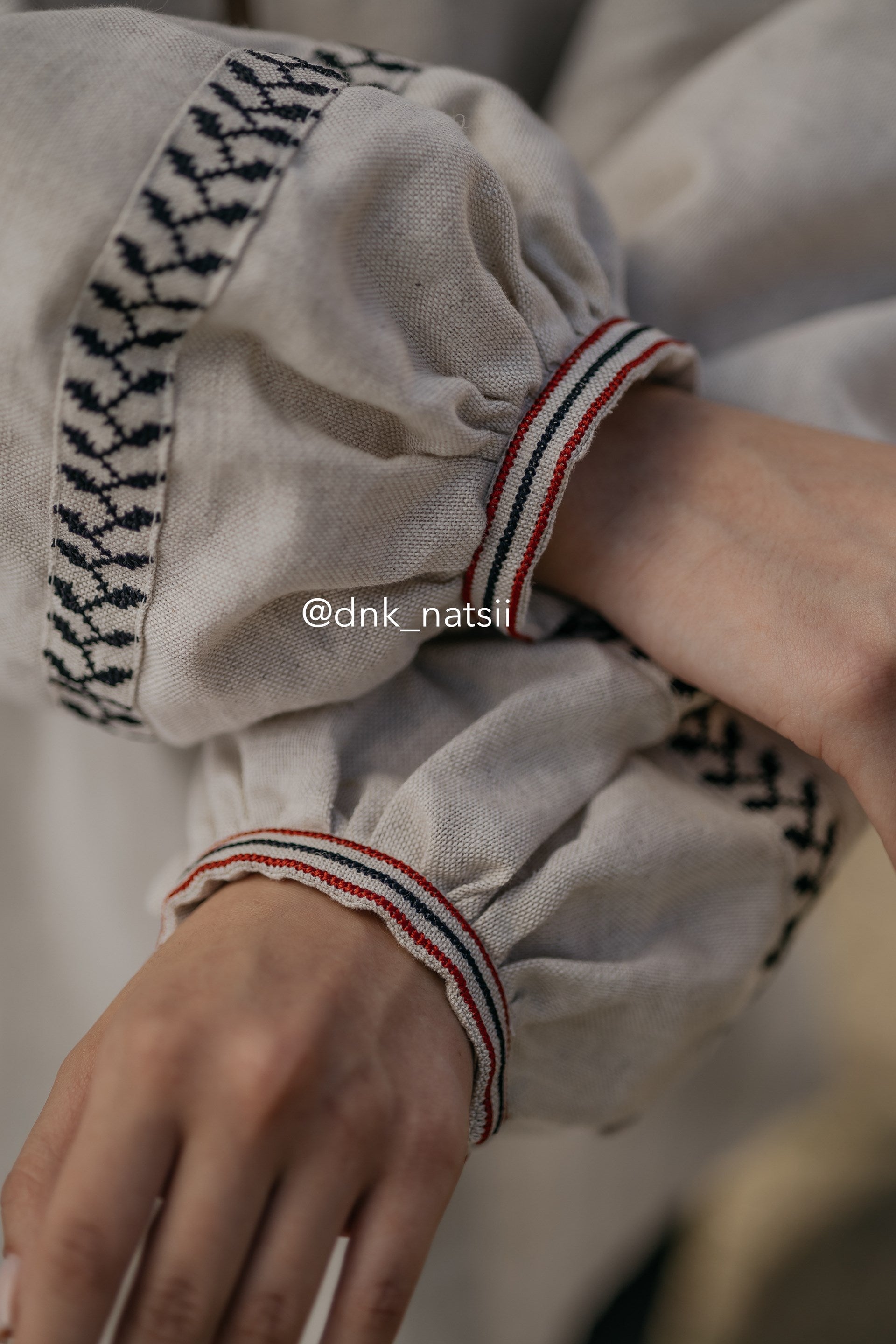 Вишиванка жіноча "Окраса (1)"(сіра)