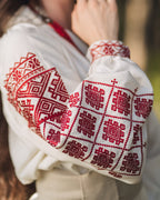 Вишита сукня "Княжа (1)"(молочна)