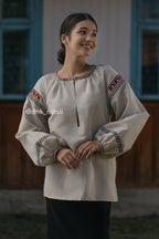 Вишиванка жіноча "Окраса (1)"(сіра)