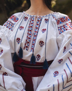 Вишиванка жіноча "Слобожанщина"(біла)