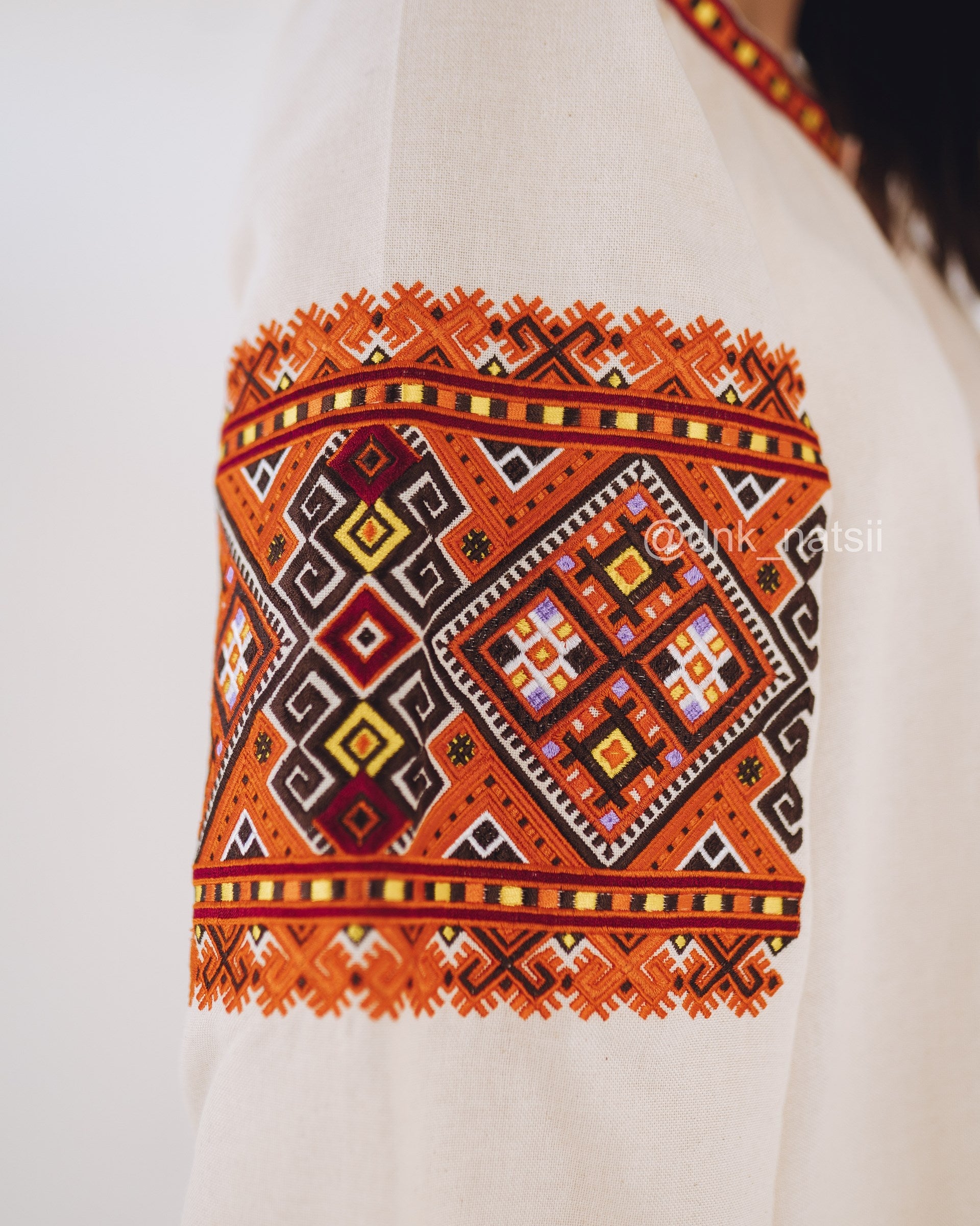 Вишита сукня "Закарпатська (2)"(молочна)