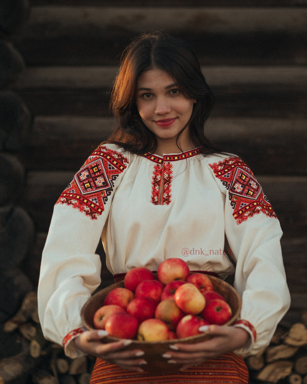 Вишита сукня "Закарпатська (2)"(молочна)