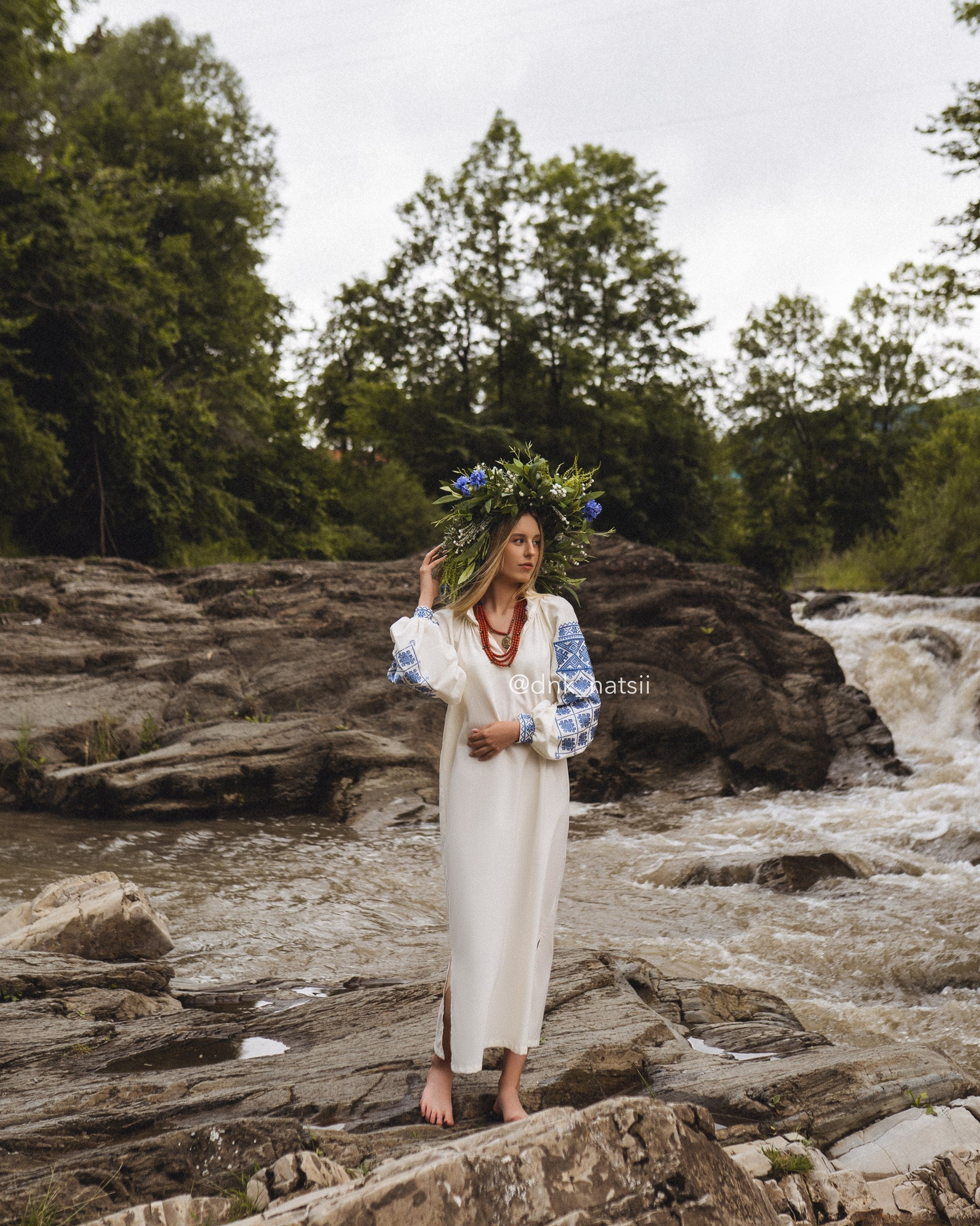 Вишита сукня "Княжа (3)"(молочна)