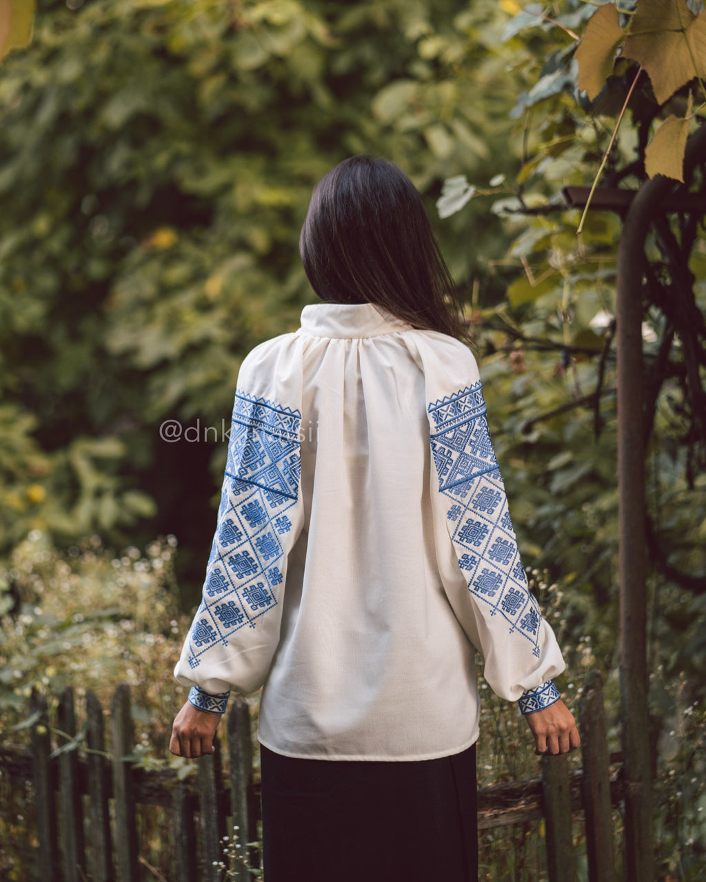 Вишиванка жіноча "Княжа (3)"(молочна)