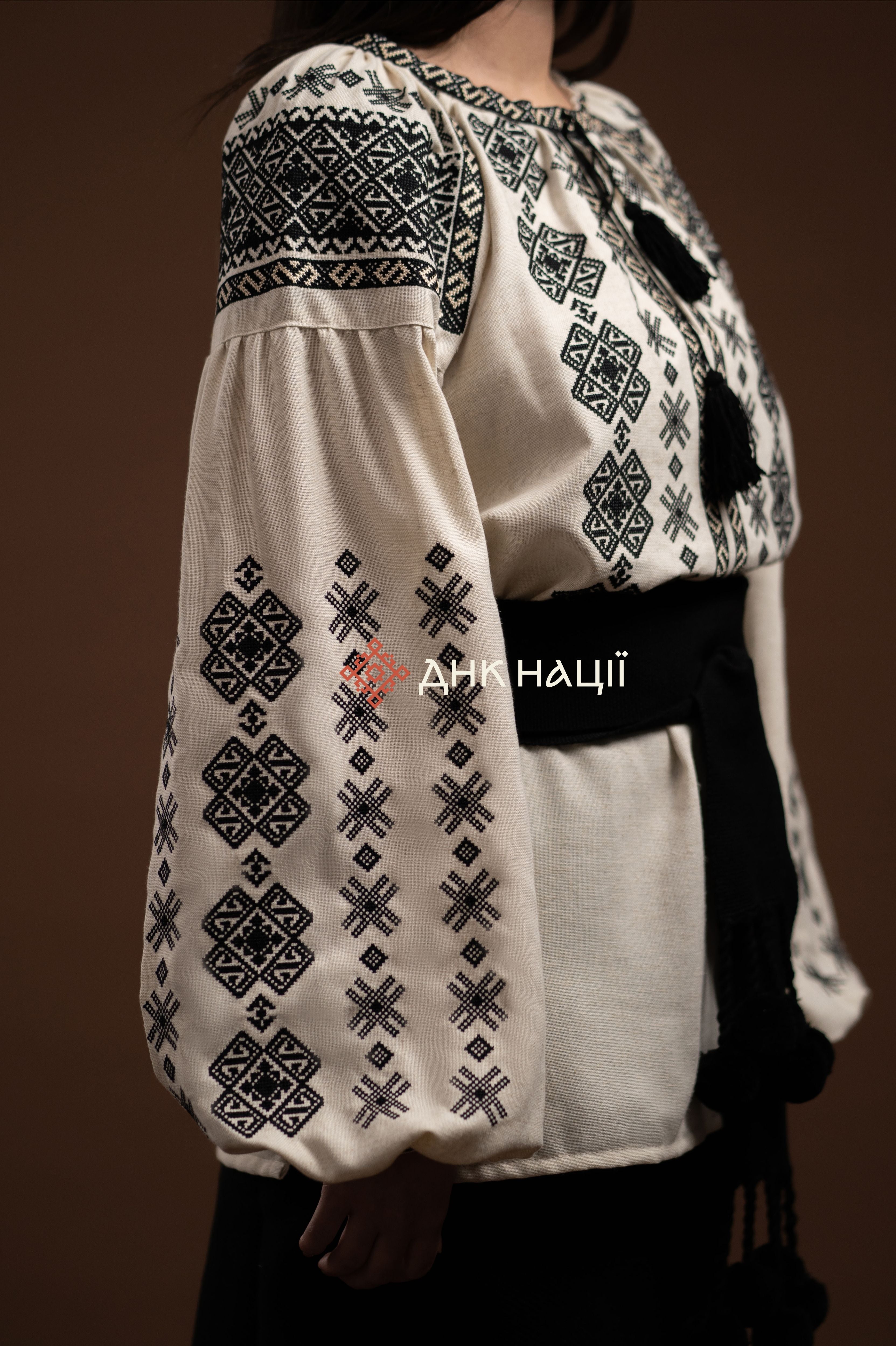 Women’s Embroidered Blouse “Cheremosh (3)” (Beige)