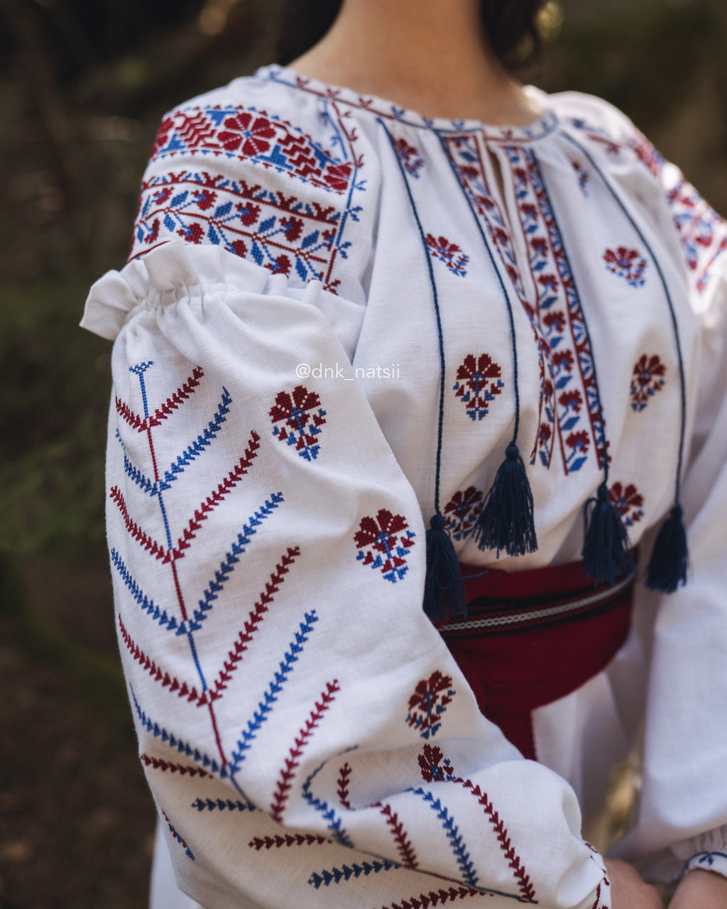 Вишиванка жіноча "Слобожанщина"(біла)