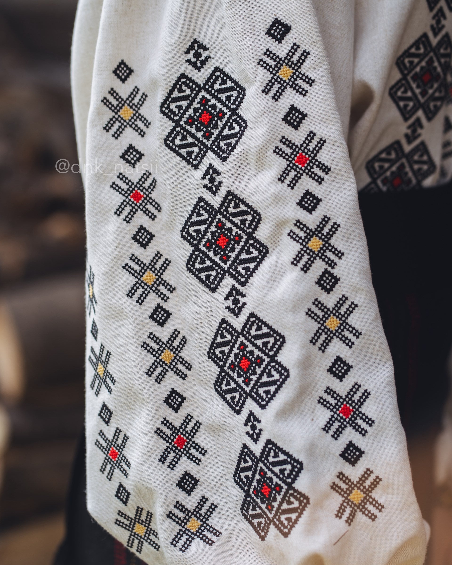 Вишиванка жіноча "Черемош (1)"(бежева)