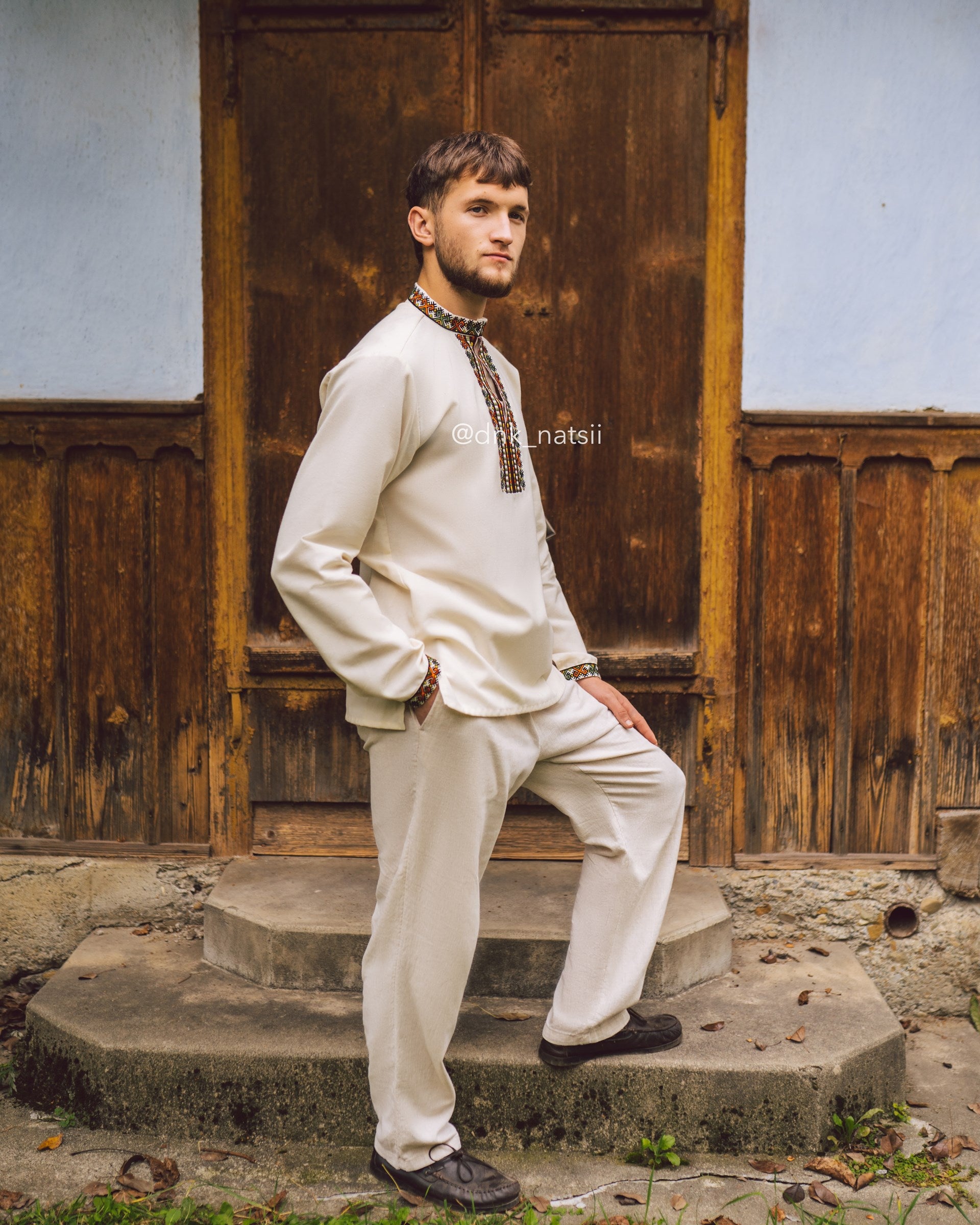 Вишиванка чоловіча "Бистриця (2)"(молочна)