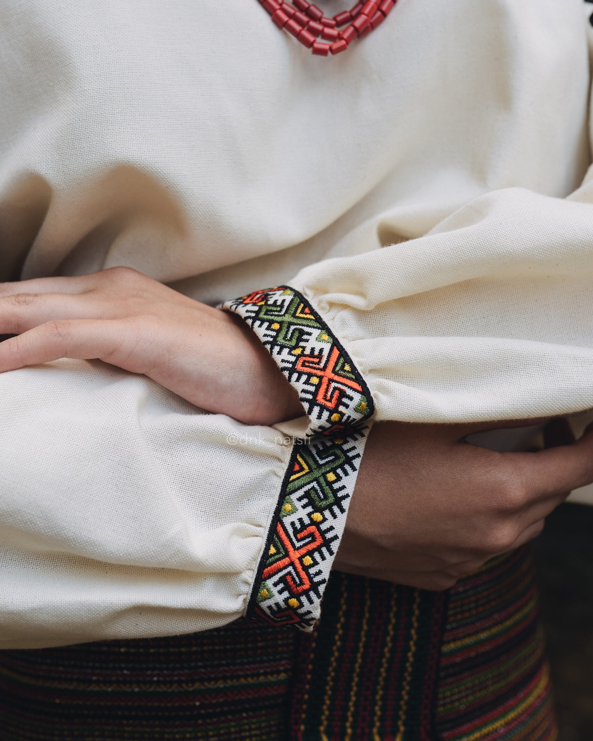 Вишиванка жіноча "Бистриця (2)"(молочна)