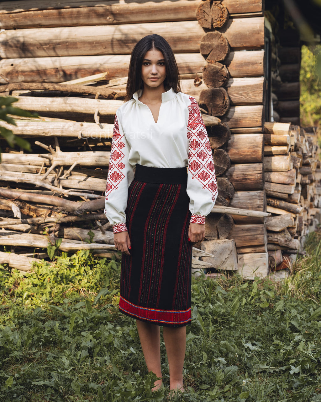 Вишиванка жіноча "Княжа (1)"(молочна)