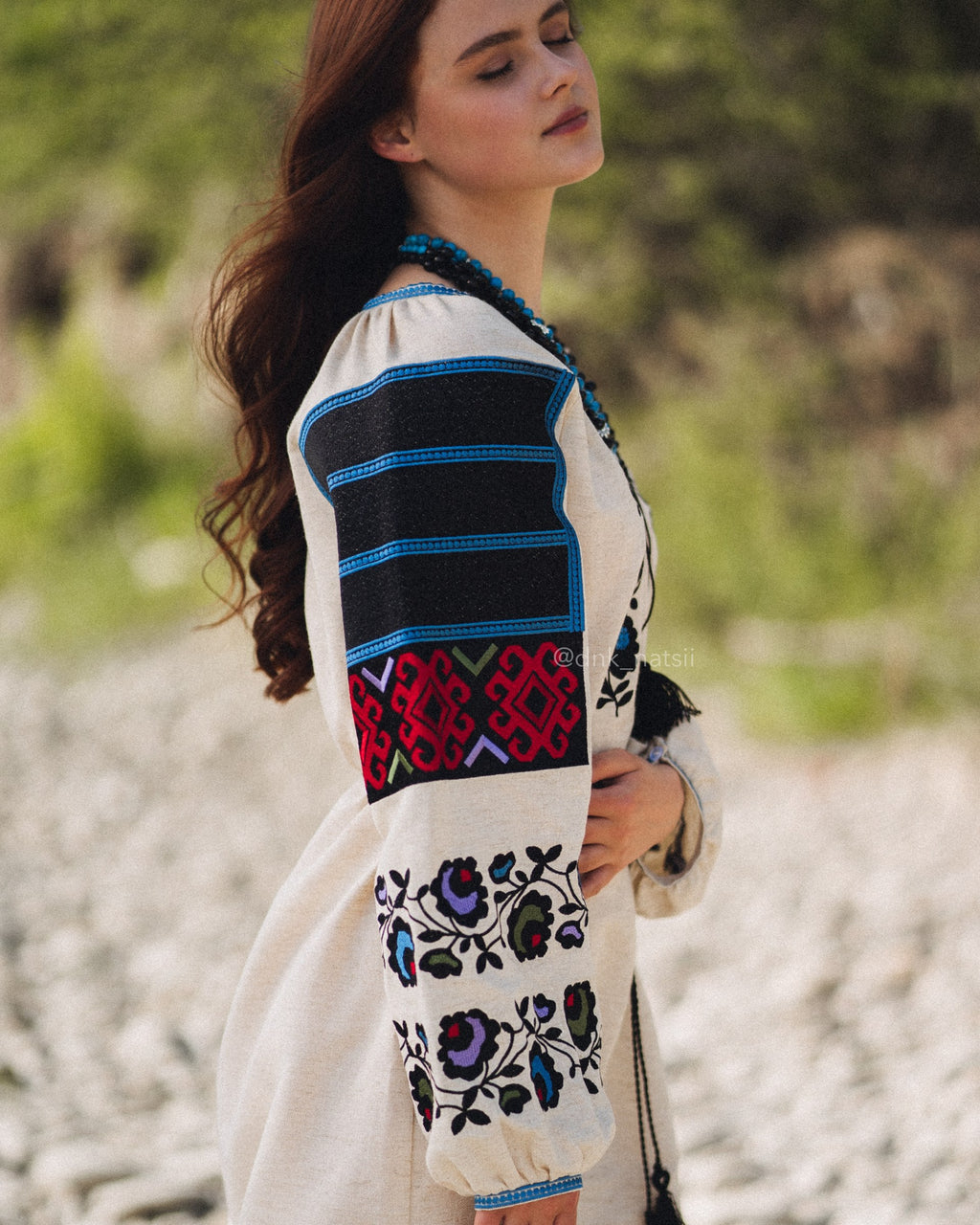 Вишита сукня "Борщівська"(сіра)