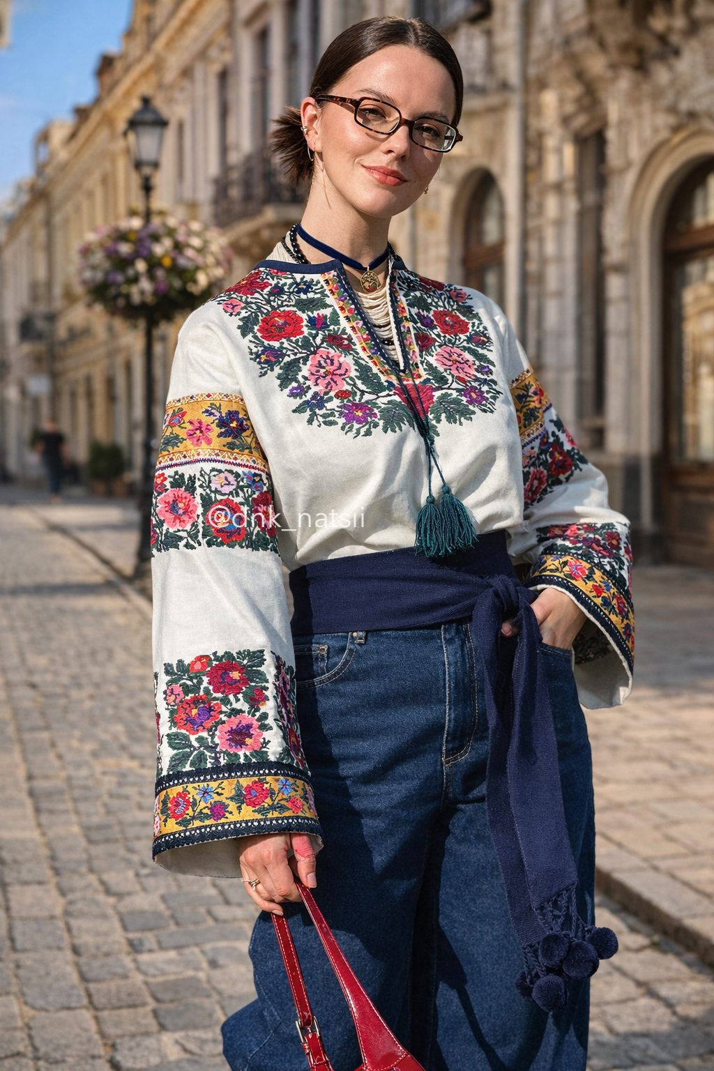 Вишиванка жіноча "Рута (1)" (молочна)