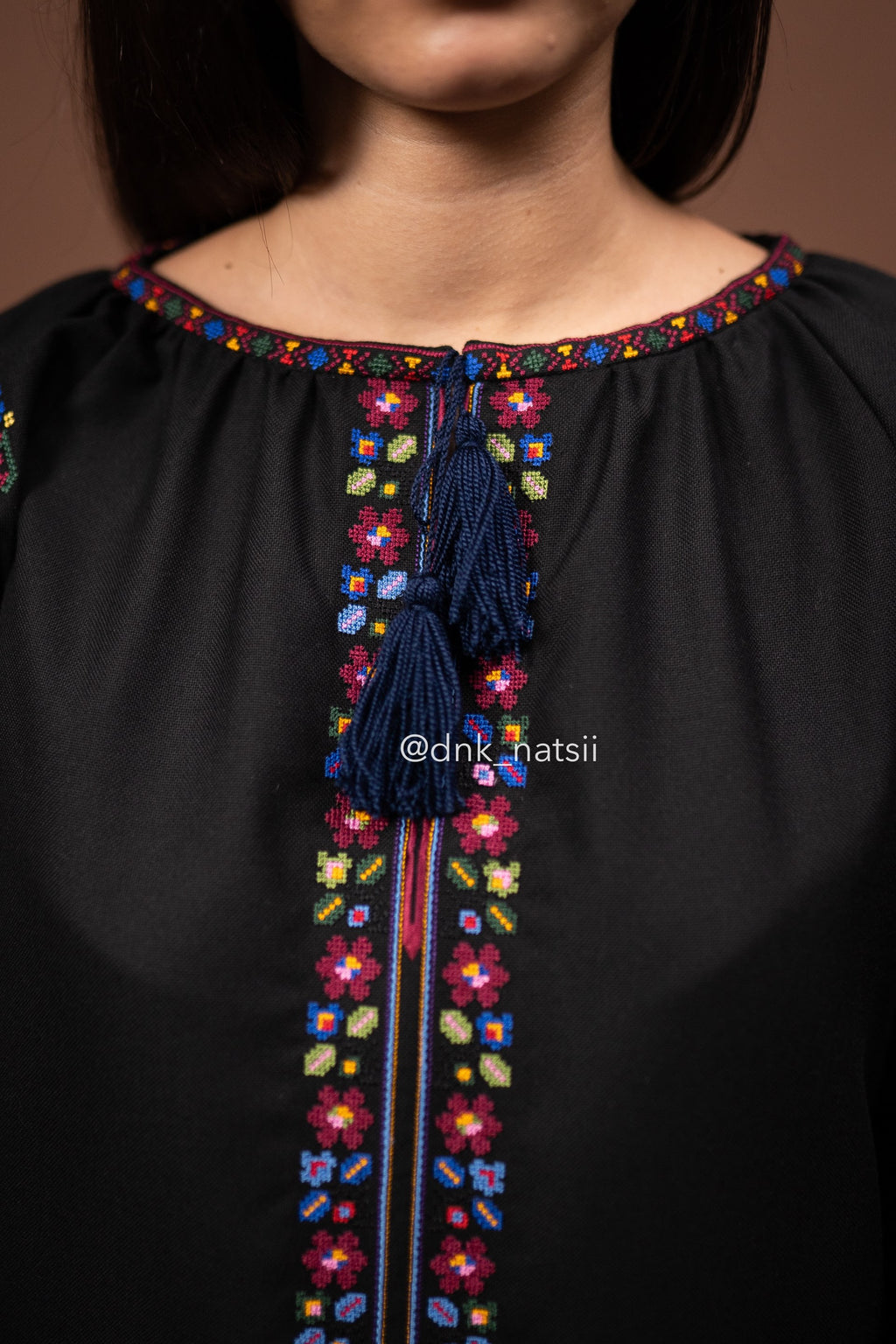 Вишиванка жіноча "Кокетка (3)"(чорна)