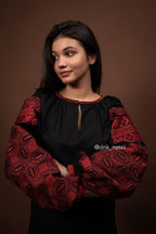 Вишиванка жіноча "Десна (4)"(чорна)