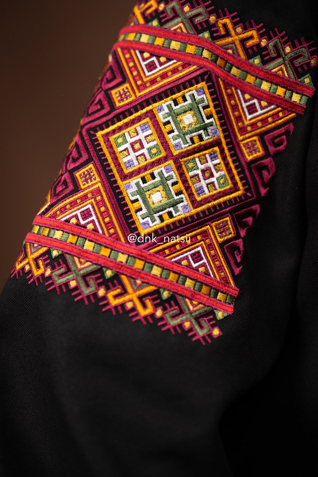 Вишиванка жіноча "Бистриця (3)"(чорна)