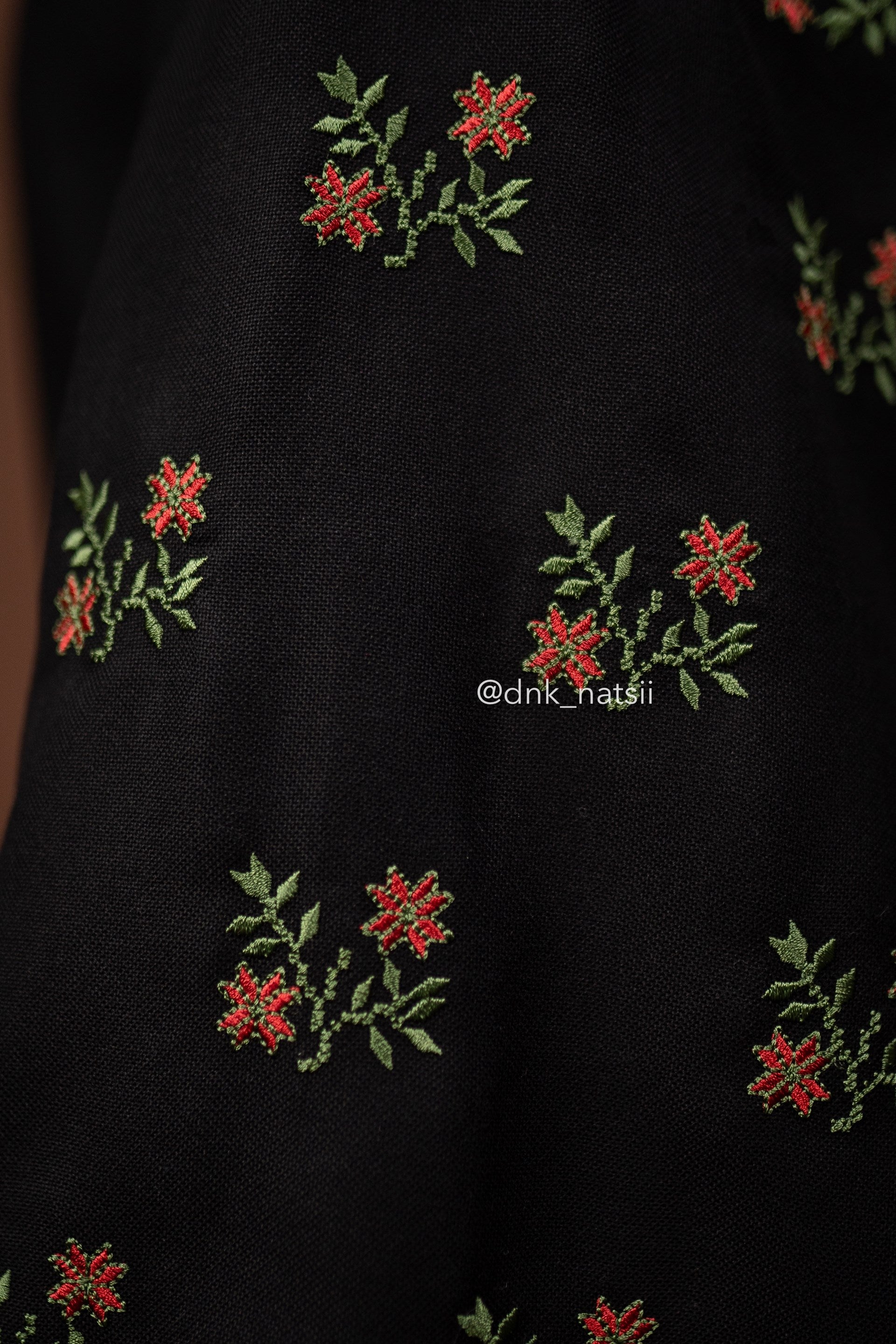 Вишиванка жіноча "Лелія (3)"(чорна)