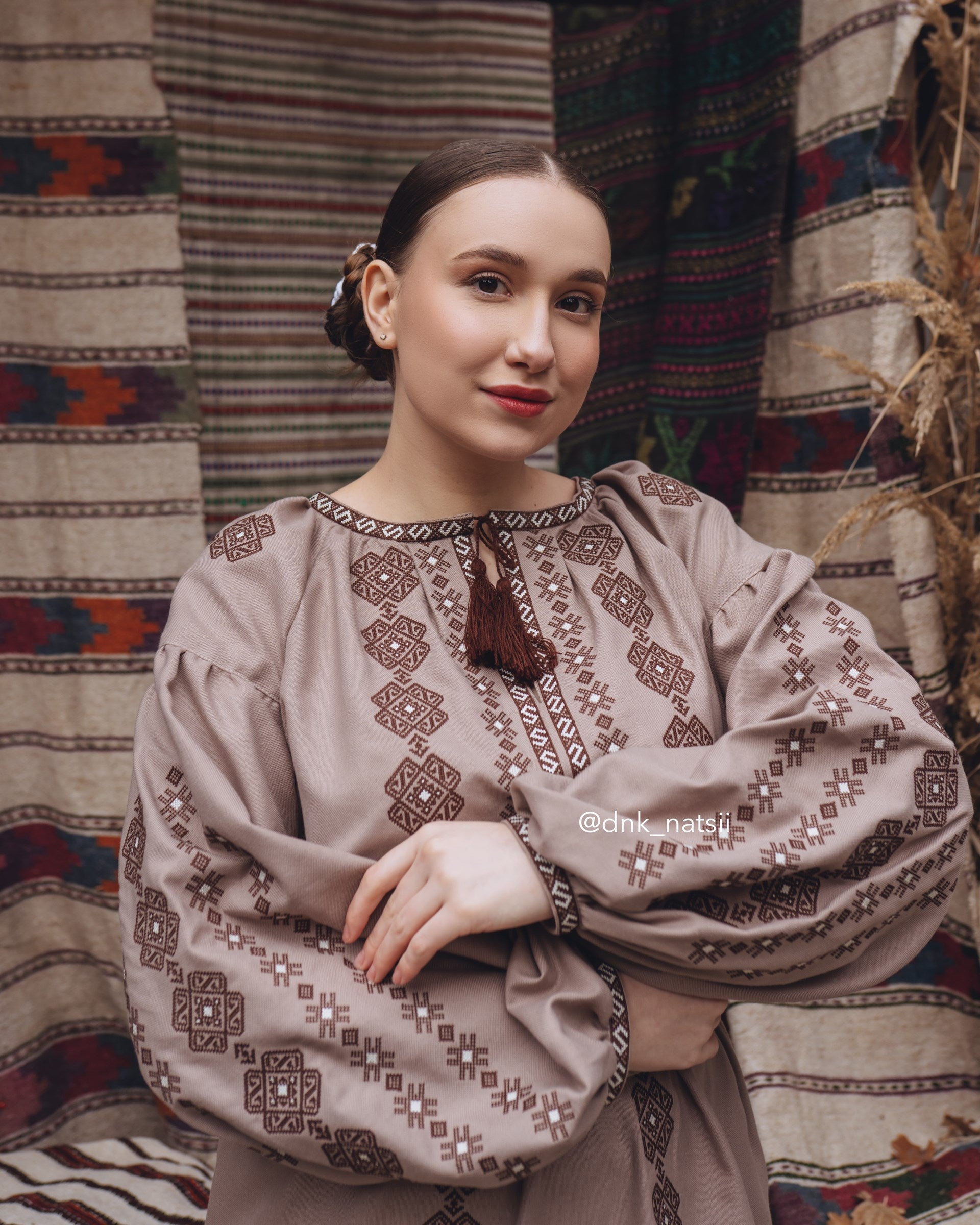 Вишита сукня "Благовільна"(коричнева)