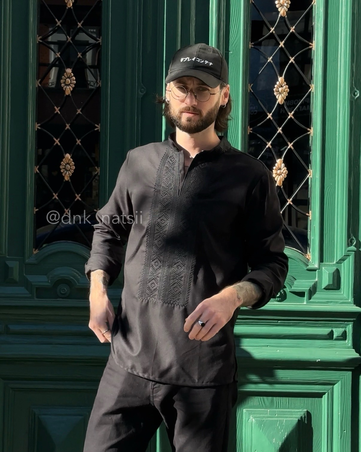 Вишиванка чоловіча "Десна (2)"(чорна)