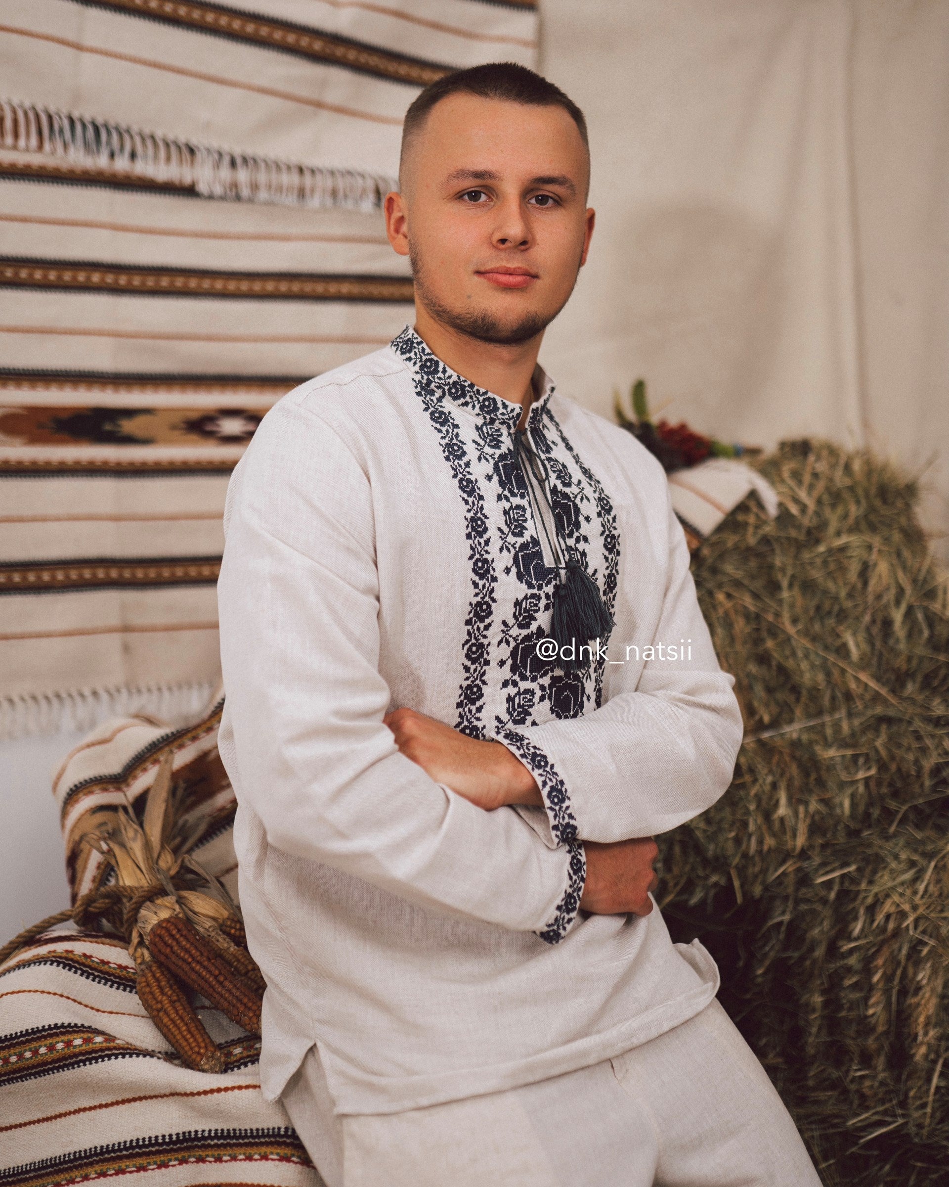 Вишиванка чоловіча "Заквітчана (1)"(сіра)