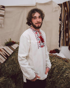 Вишиванка чоловіча "Ликерія"(молочна)