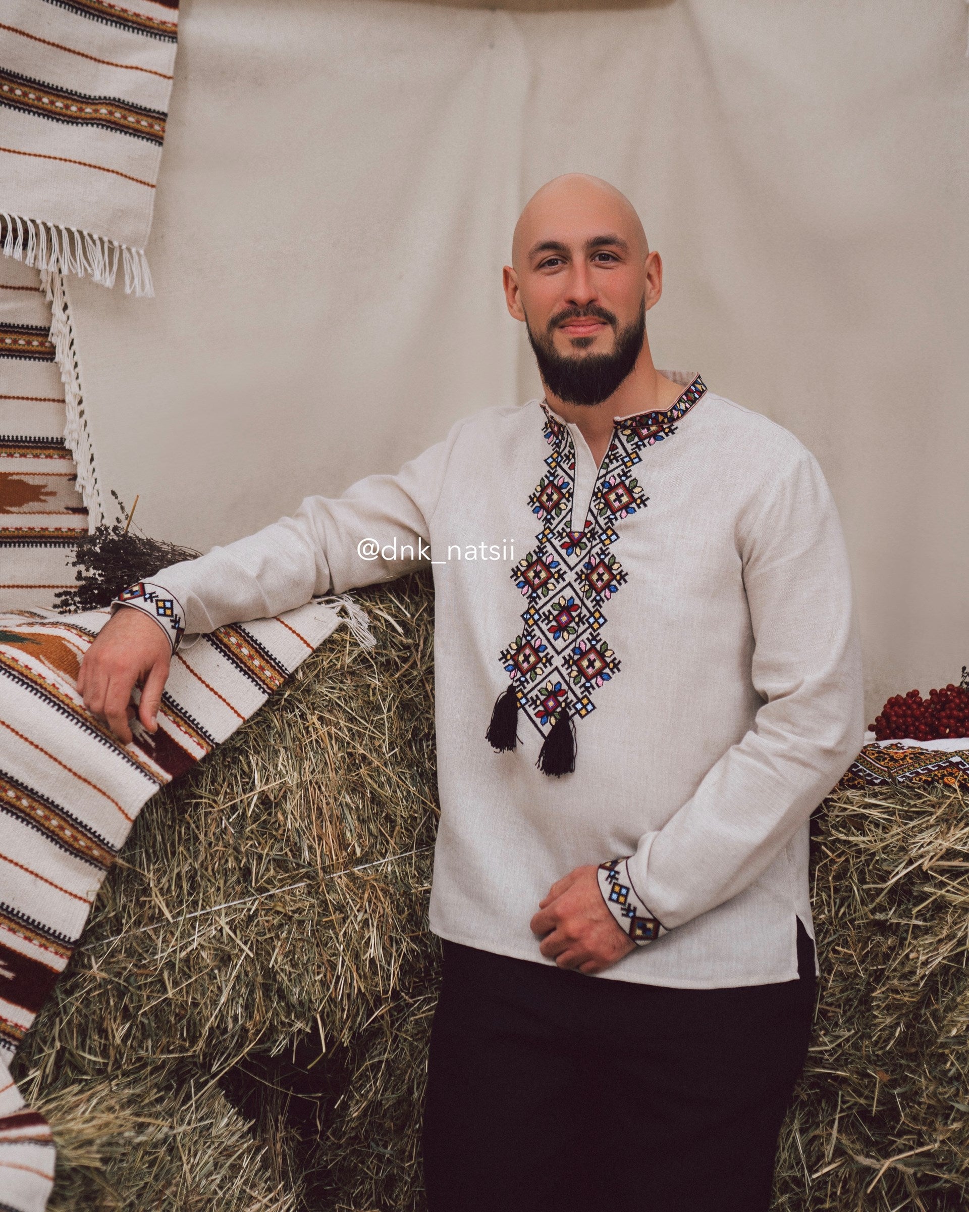 Вишиванка чоловіча "Берегиня (1)"(сіра)