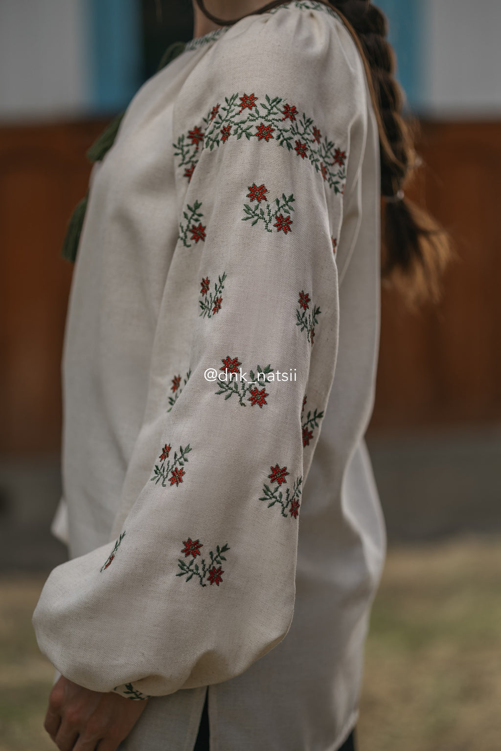 Вишиванка жіноча "Лелія (1)"(бежева)