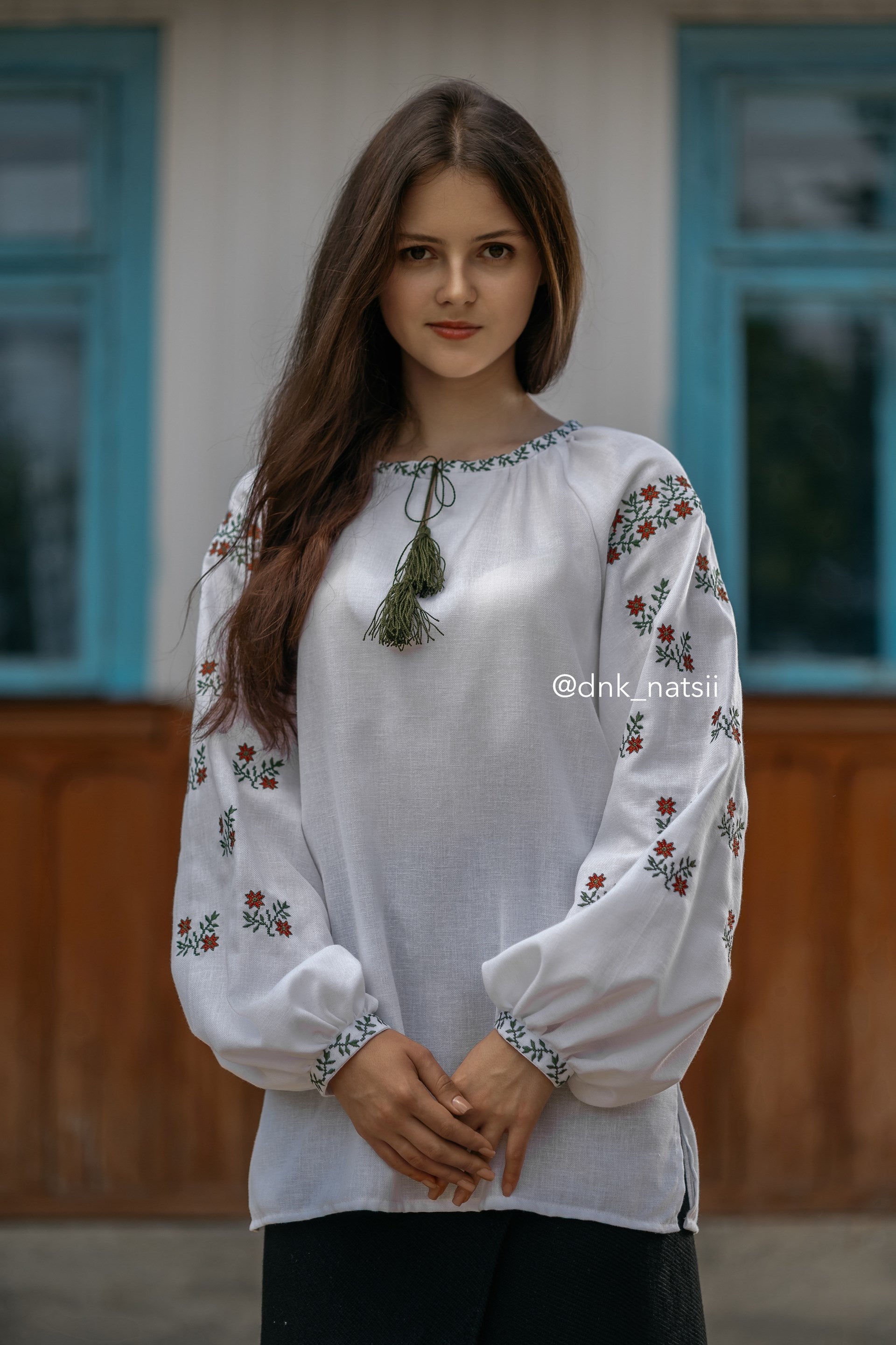 Вишиванка жіноча "Лелія (2)"(біла)