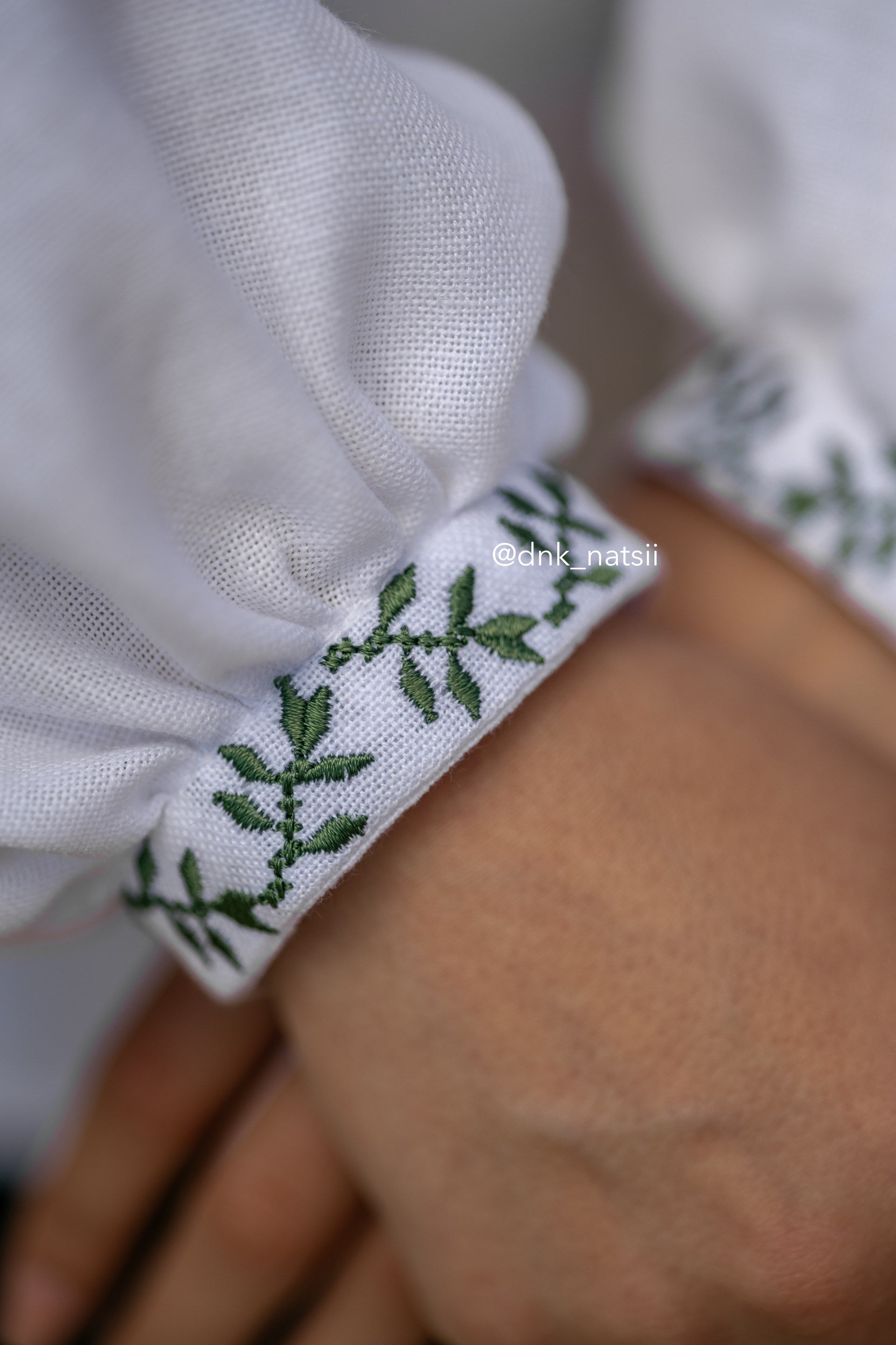 Вишиванка жіноча "Лелія (2)"(біла)