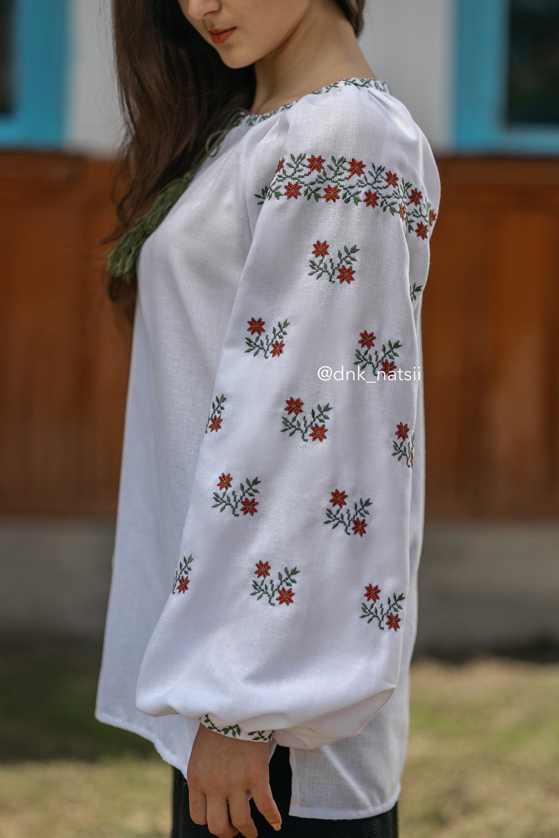 Вишиванка жіноча "Лелія (2)"(біла)