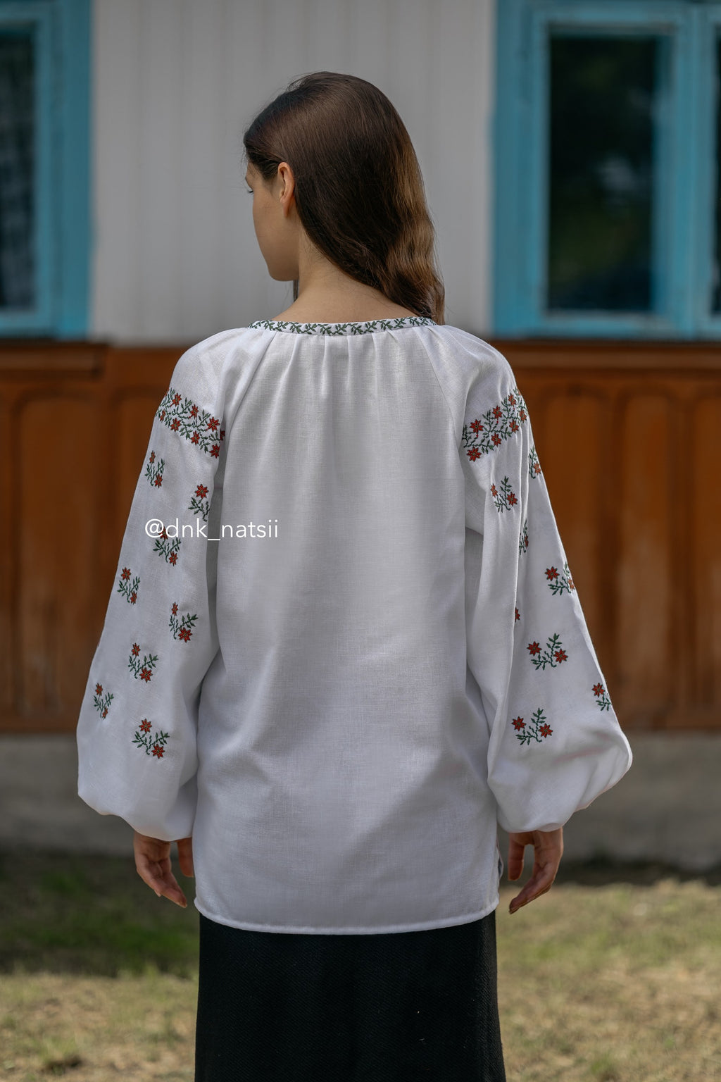 Вишиванка жіноча "Лелія (2)"(біла)