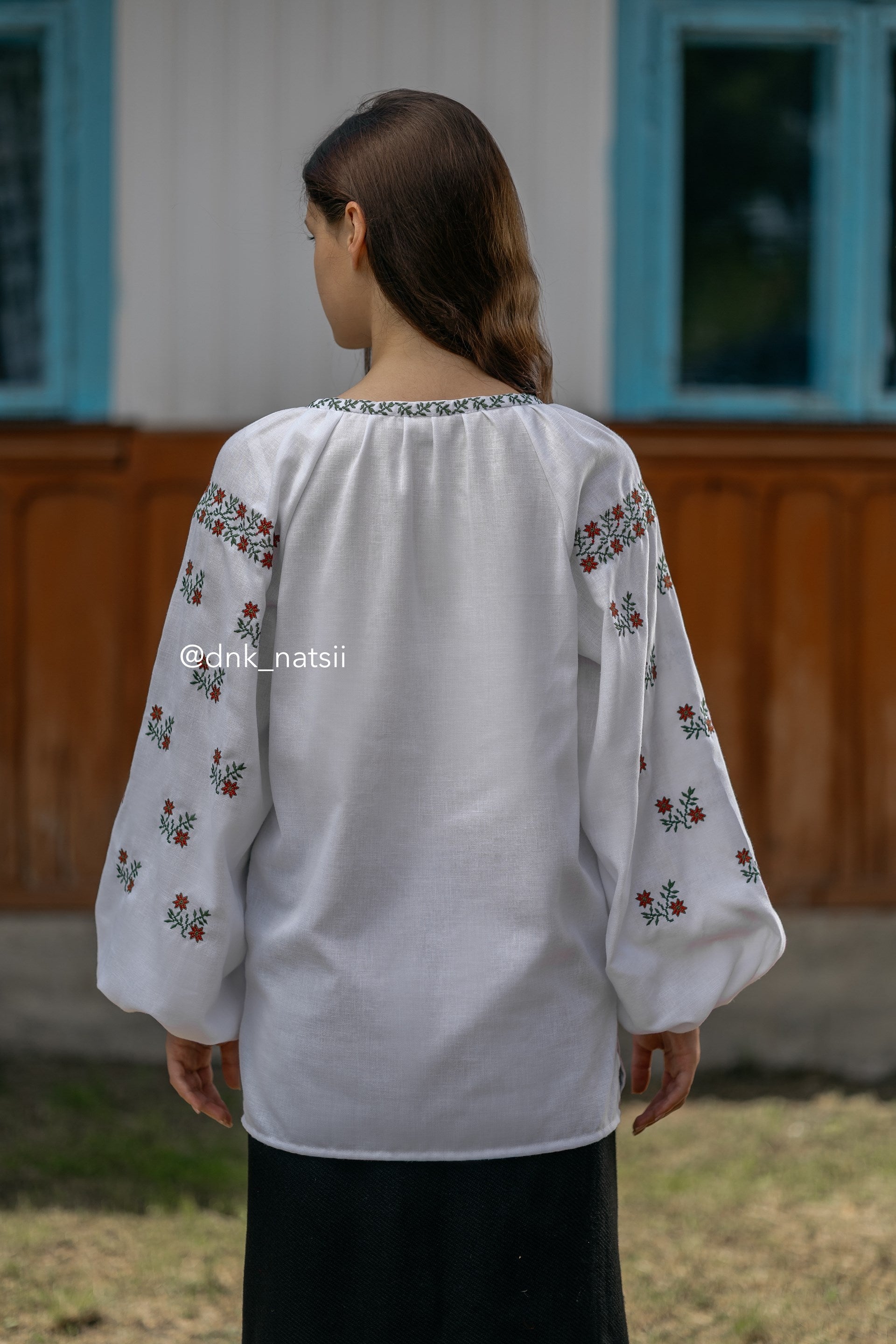 Вишиванка жіноча "Лелія (2)"(біла)