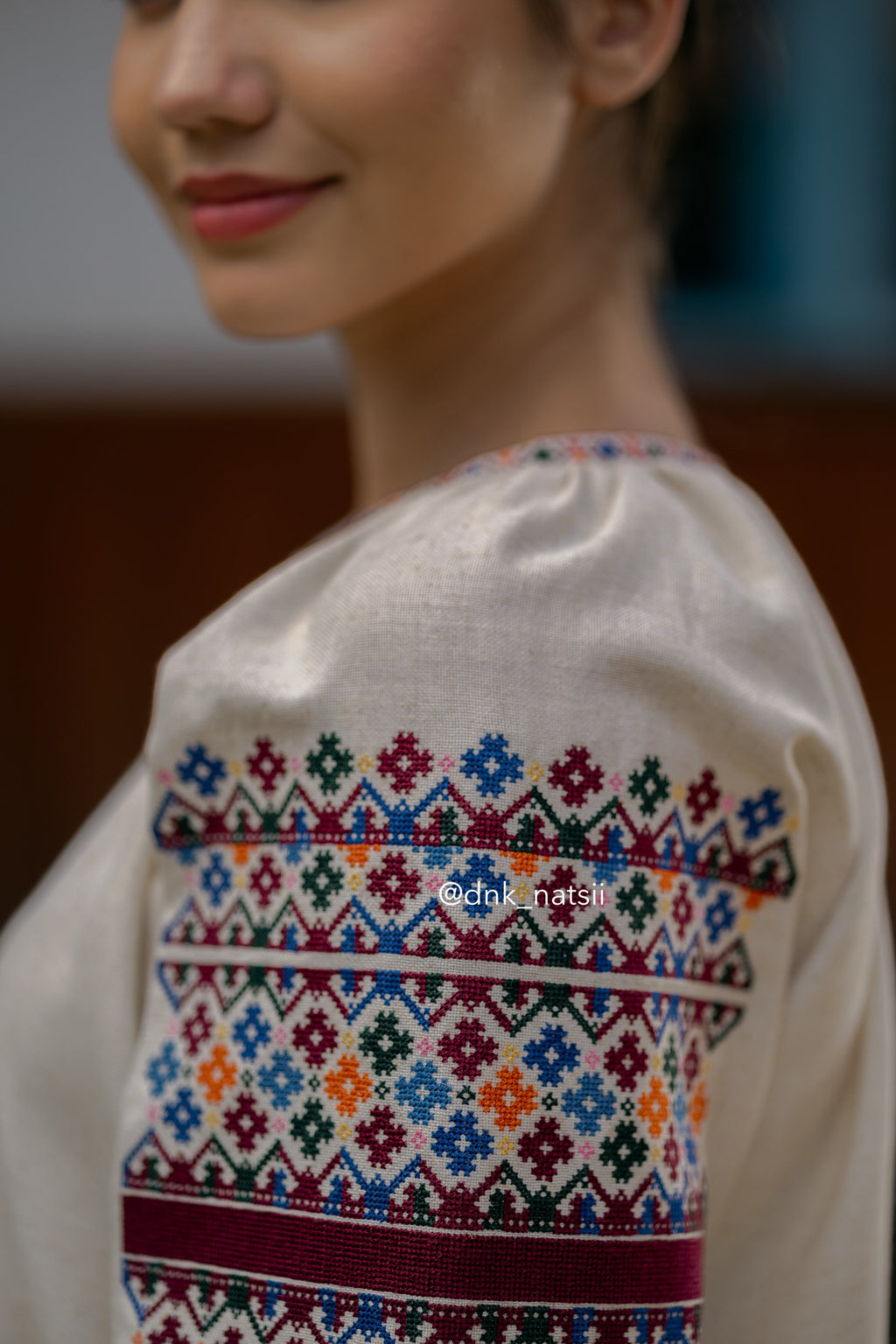 Вишиванка жіноча "Кокетка (2)"(бежева)