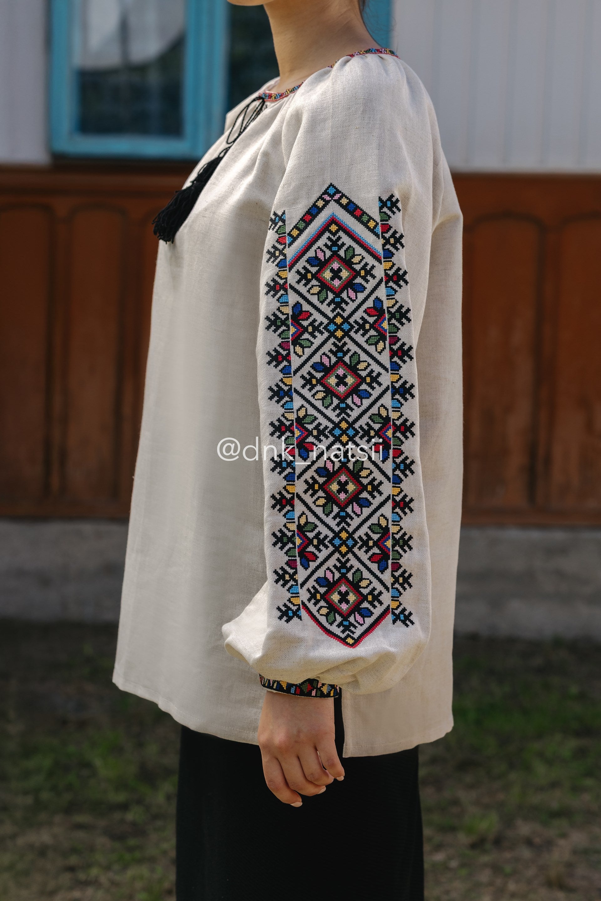 Вишиванка жіноча "Берегиня (1)"(сіра)