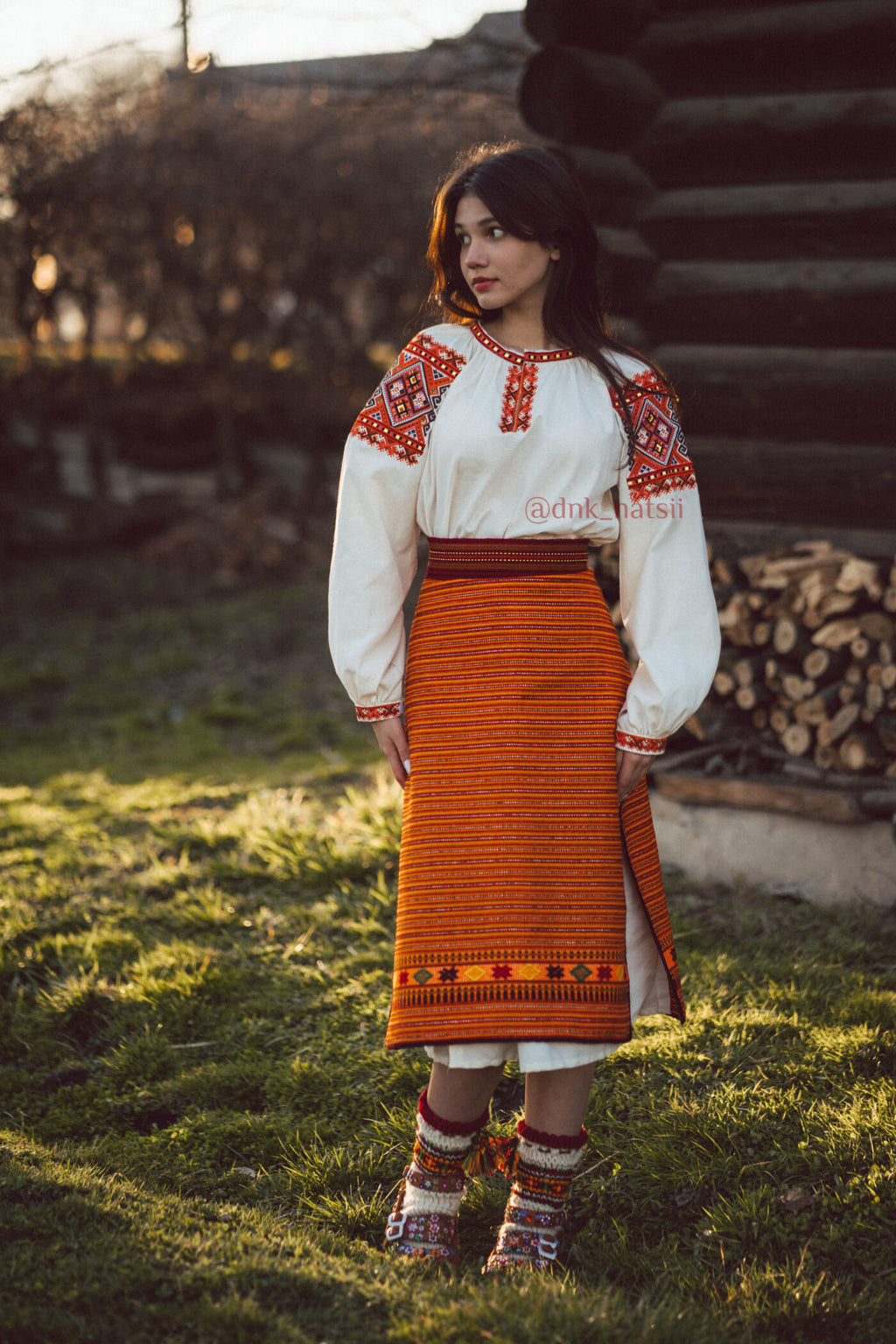 Вишита сукня "Закарпатська (2)"(молочна)