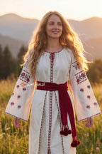 Вишита сукня "Вілія (2)"(молочна)